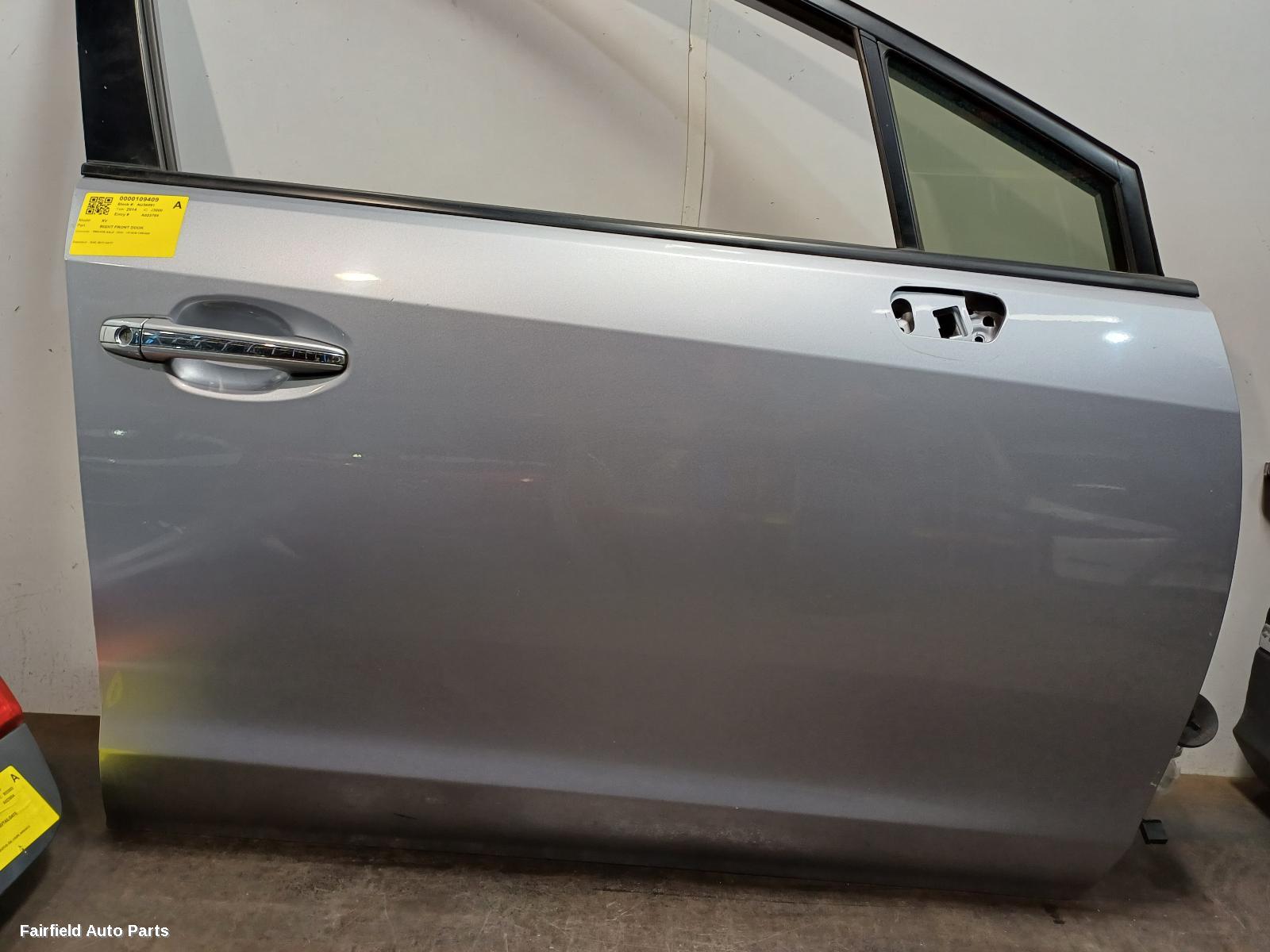 2011-2017 Subaru Xv Right Front Door