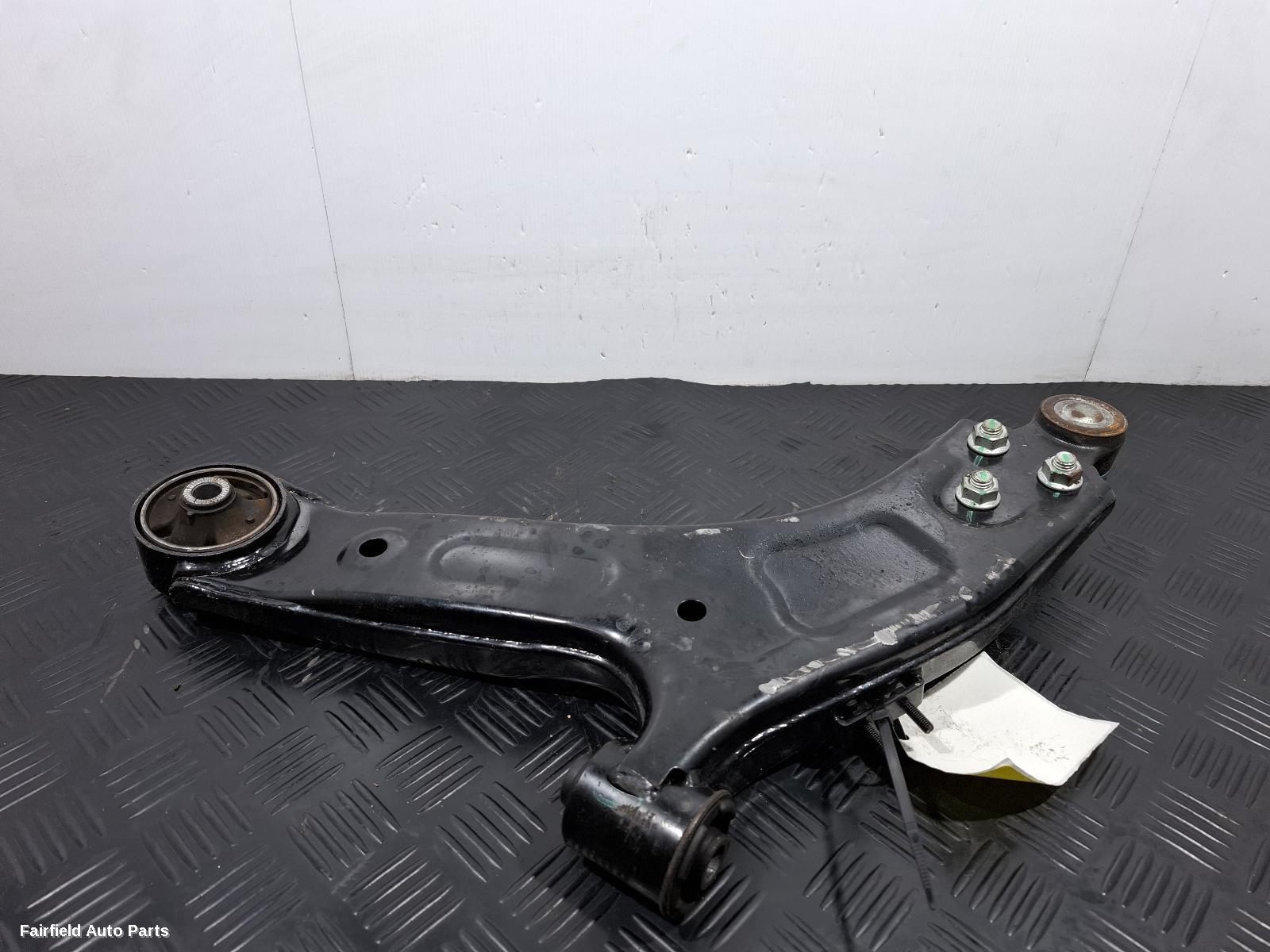 2015-2025 Ldv G10 Right Front Lower Control Arm