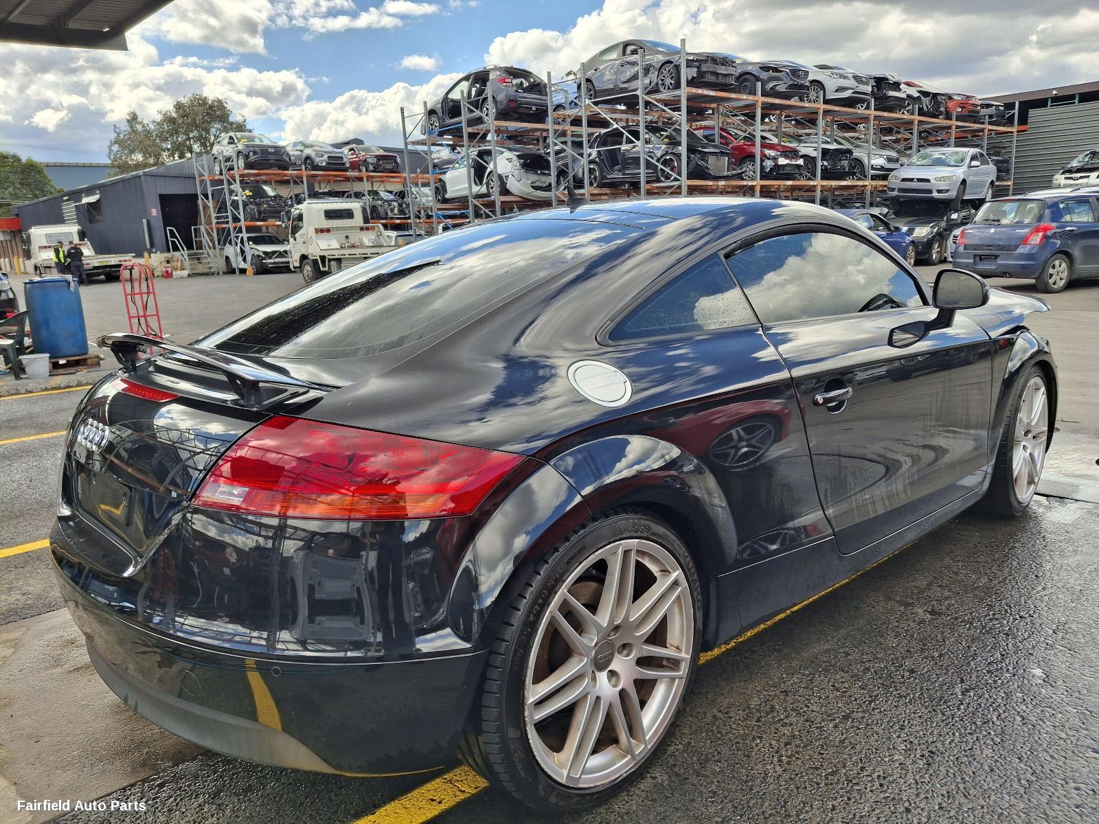 2008 Audi Tt Left Front Door