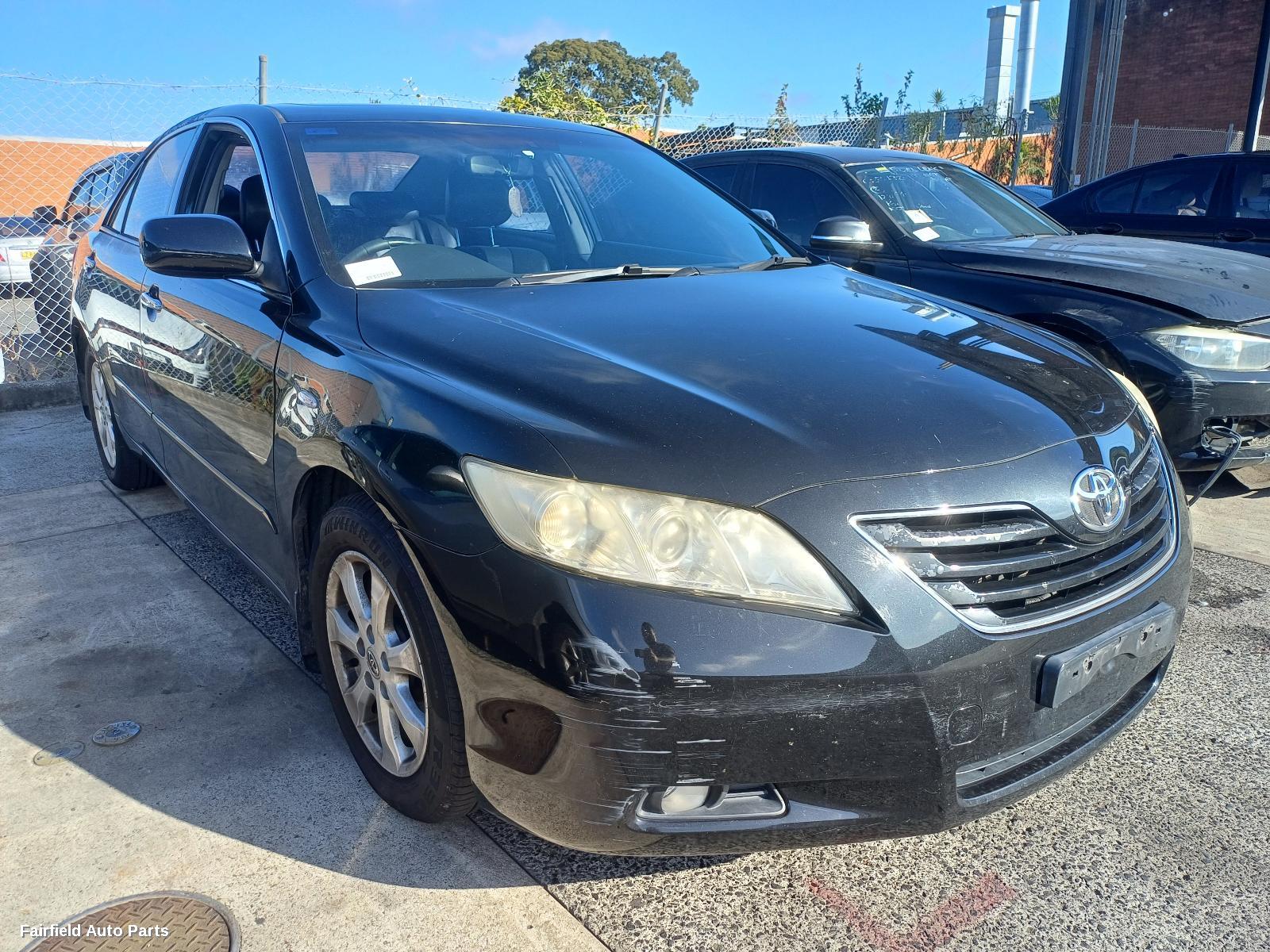 2006-2011 Toyota Camry Right Rear Door Sliding