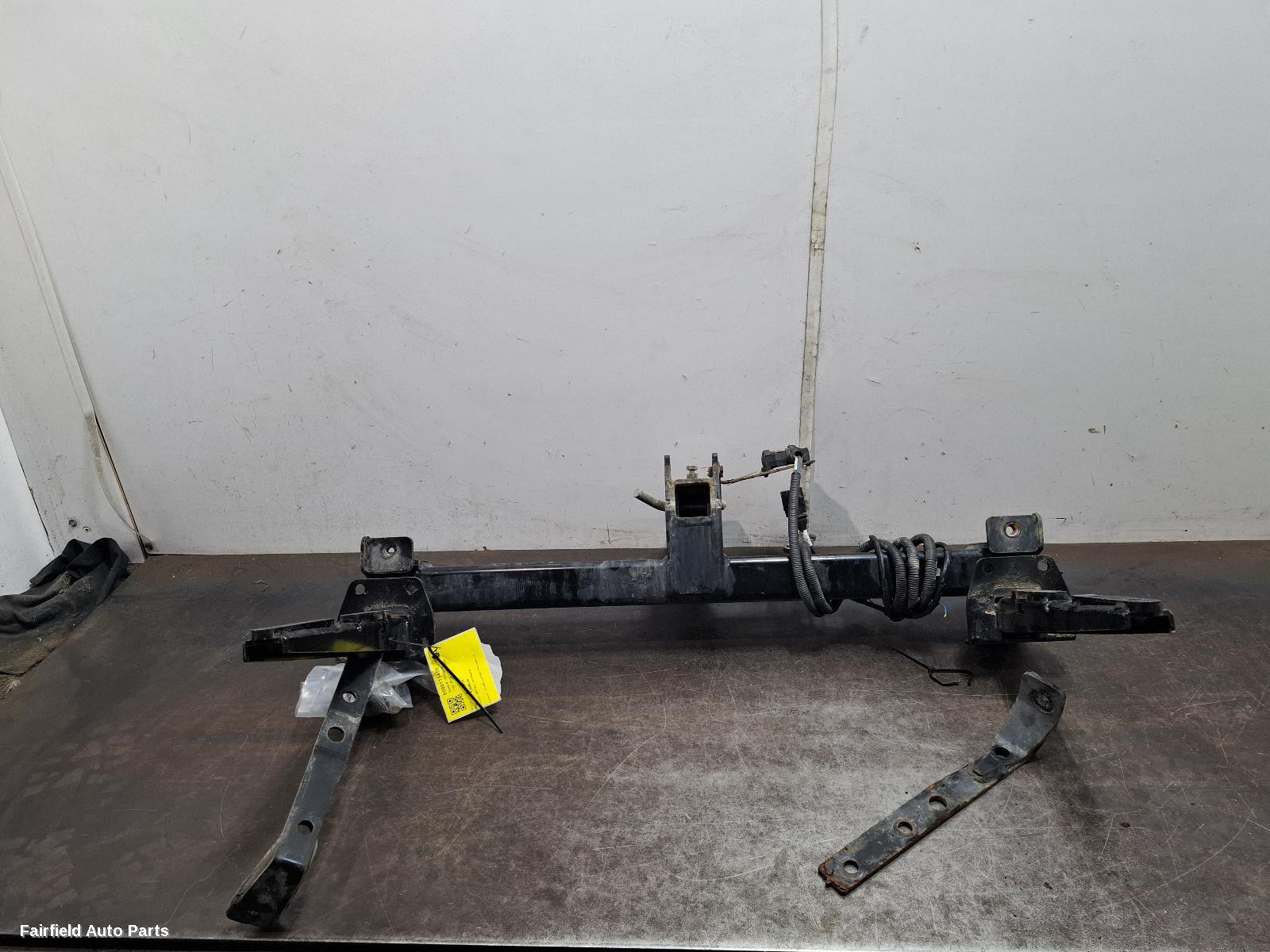 2009-2014 Subaru Outback Towbar