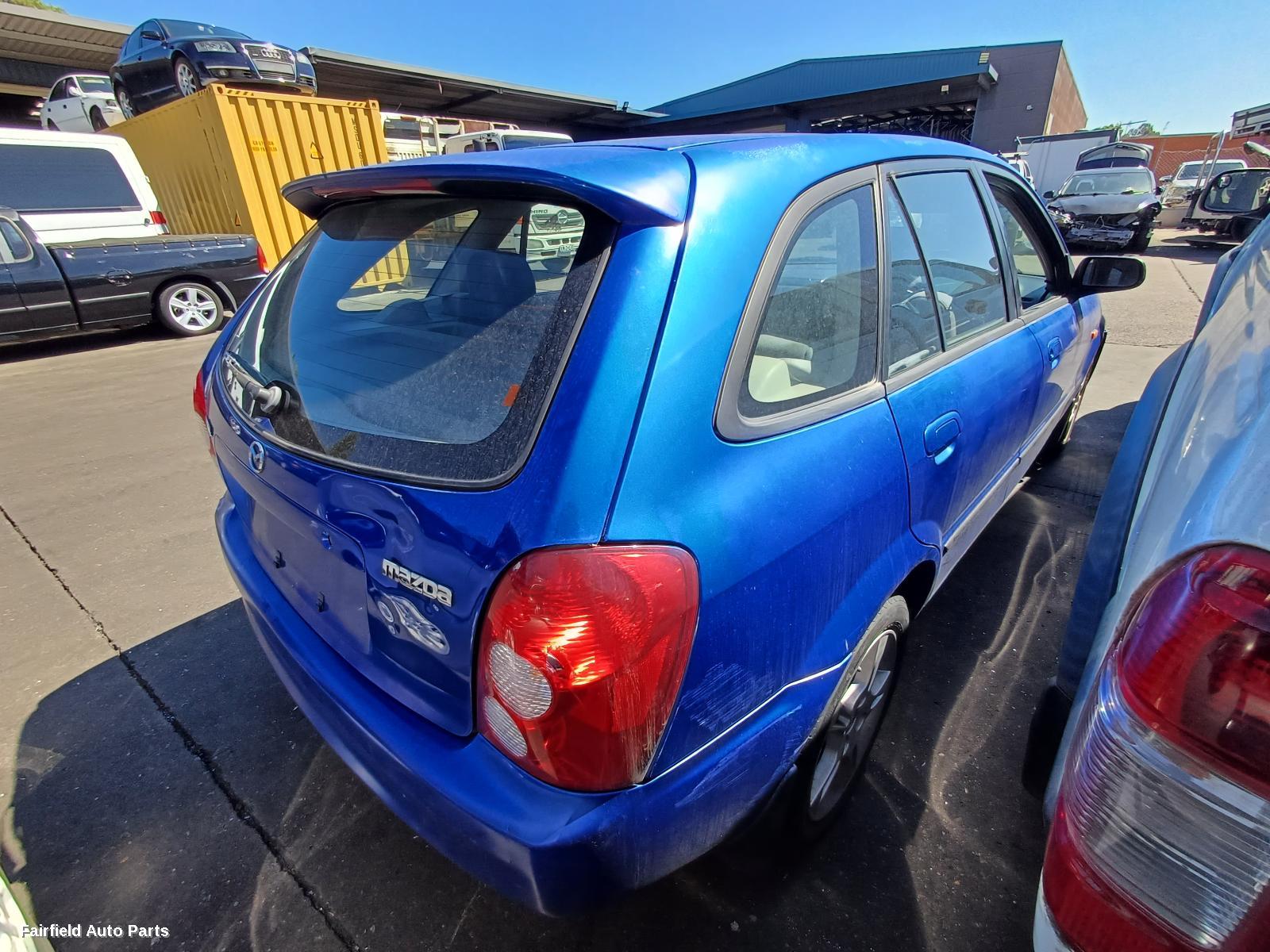 2003 Mazda 323 Grille