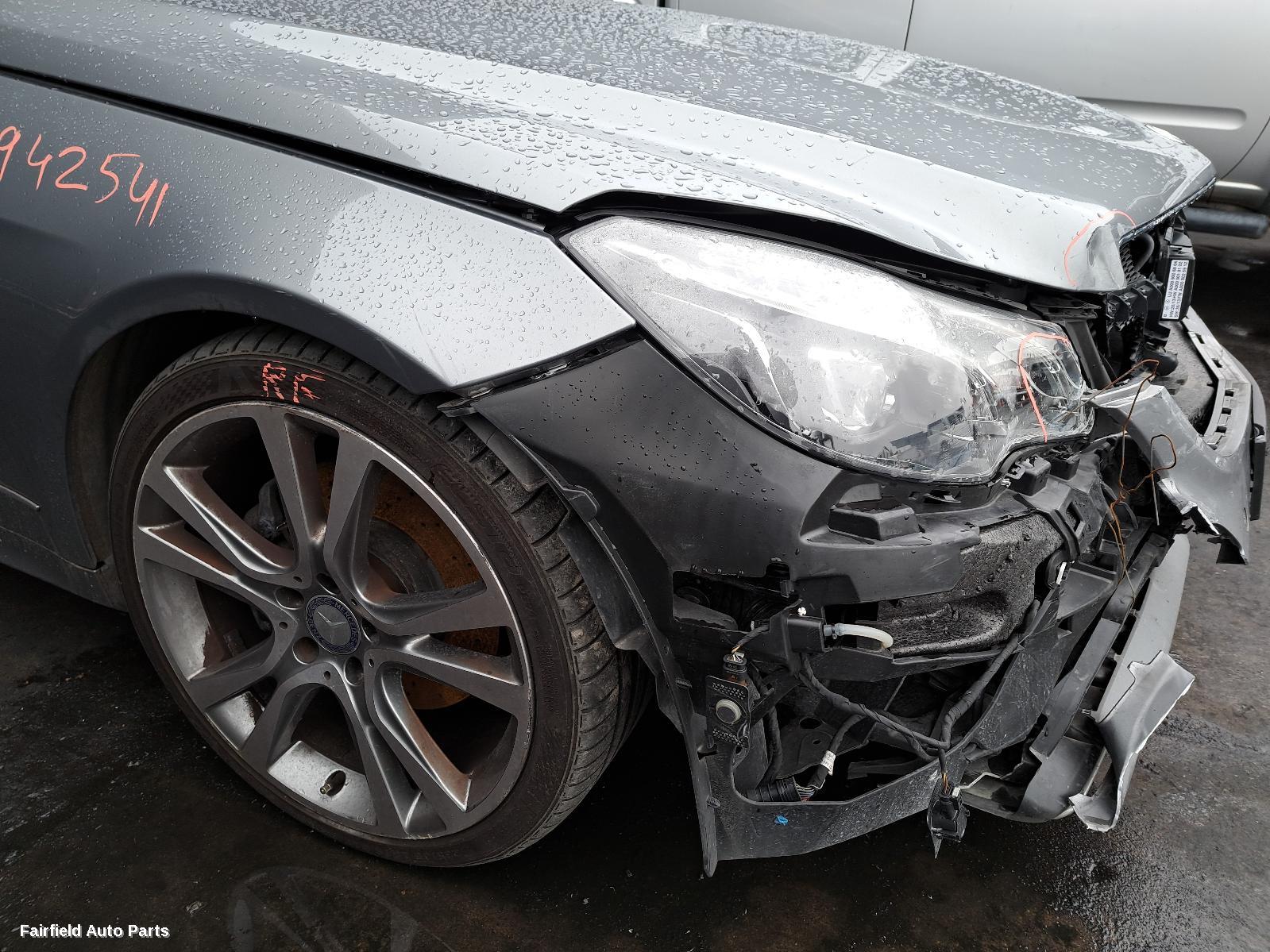 2015 Mercedes E Class Right Guard