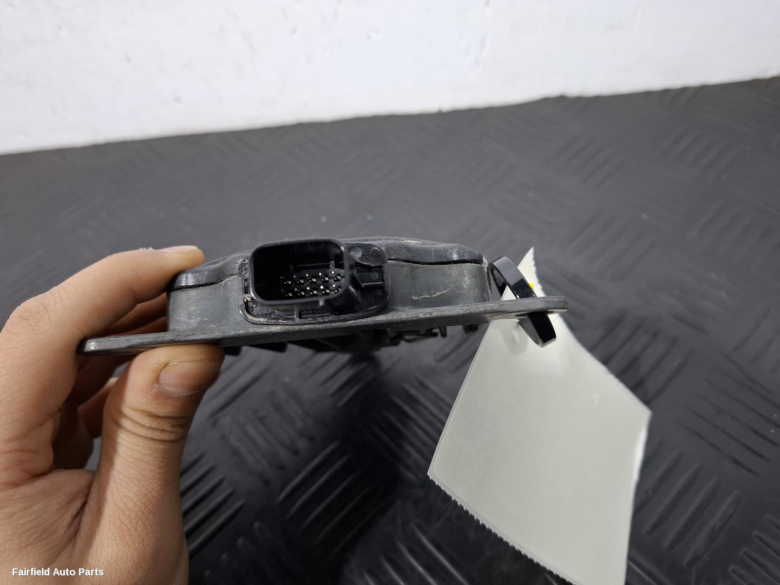 2021-2025 Toyota Kluger Reverse Camera