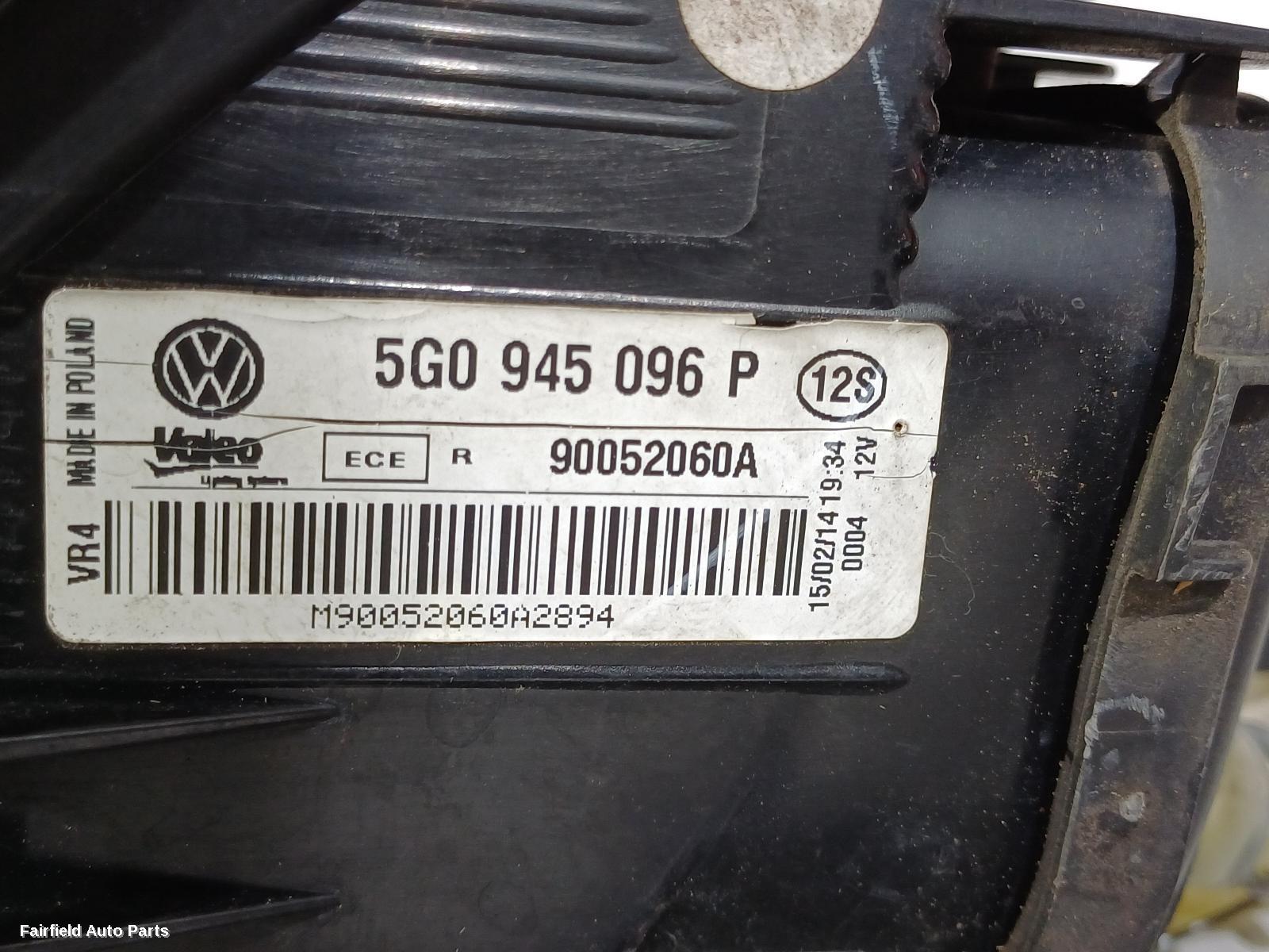 2012-2017 Volkswagen Golf Right Taillight