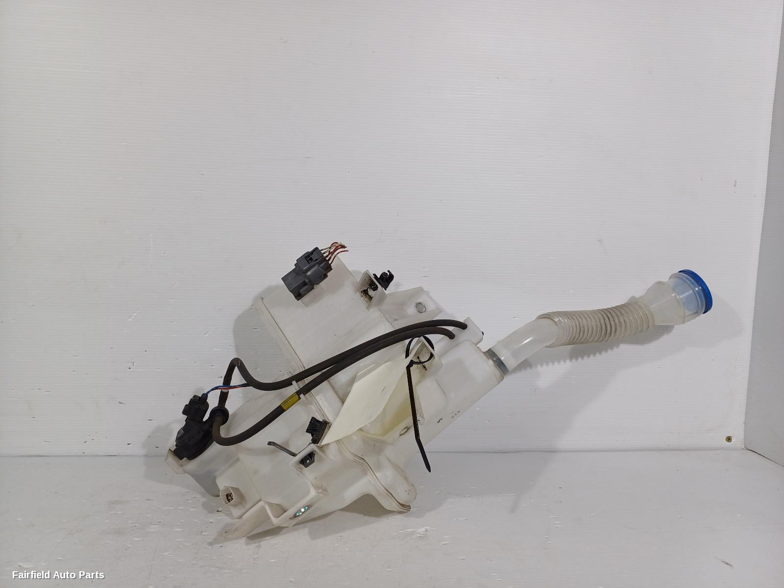 2015-2016 Mazda Cx5 Washer Bottle