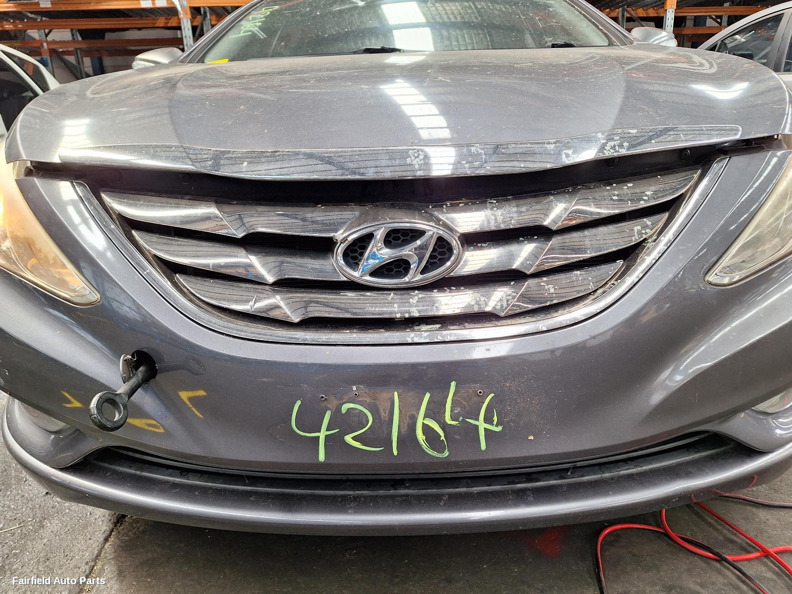 2010 Hyundai I45 Sunvisor