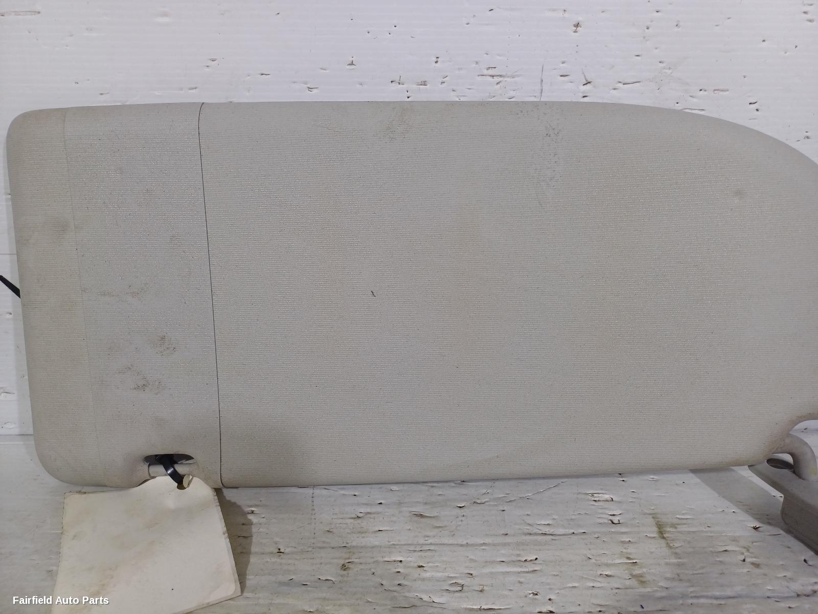 2010-2015 Volkswagen Caddy Sunvisor