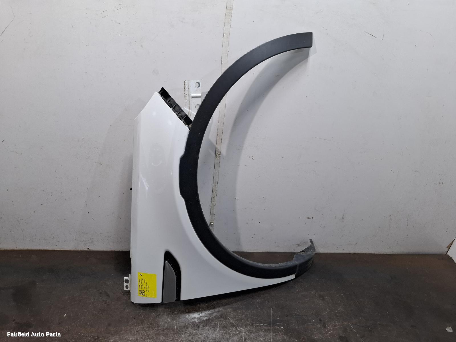 2015-2025 Land Rover Discovery Sport Right Guard