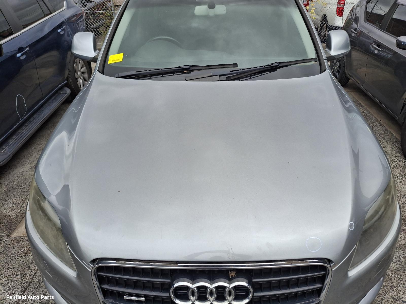 2008 Audi Q7 Bonnet