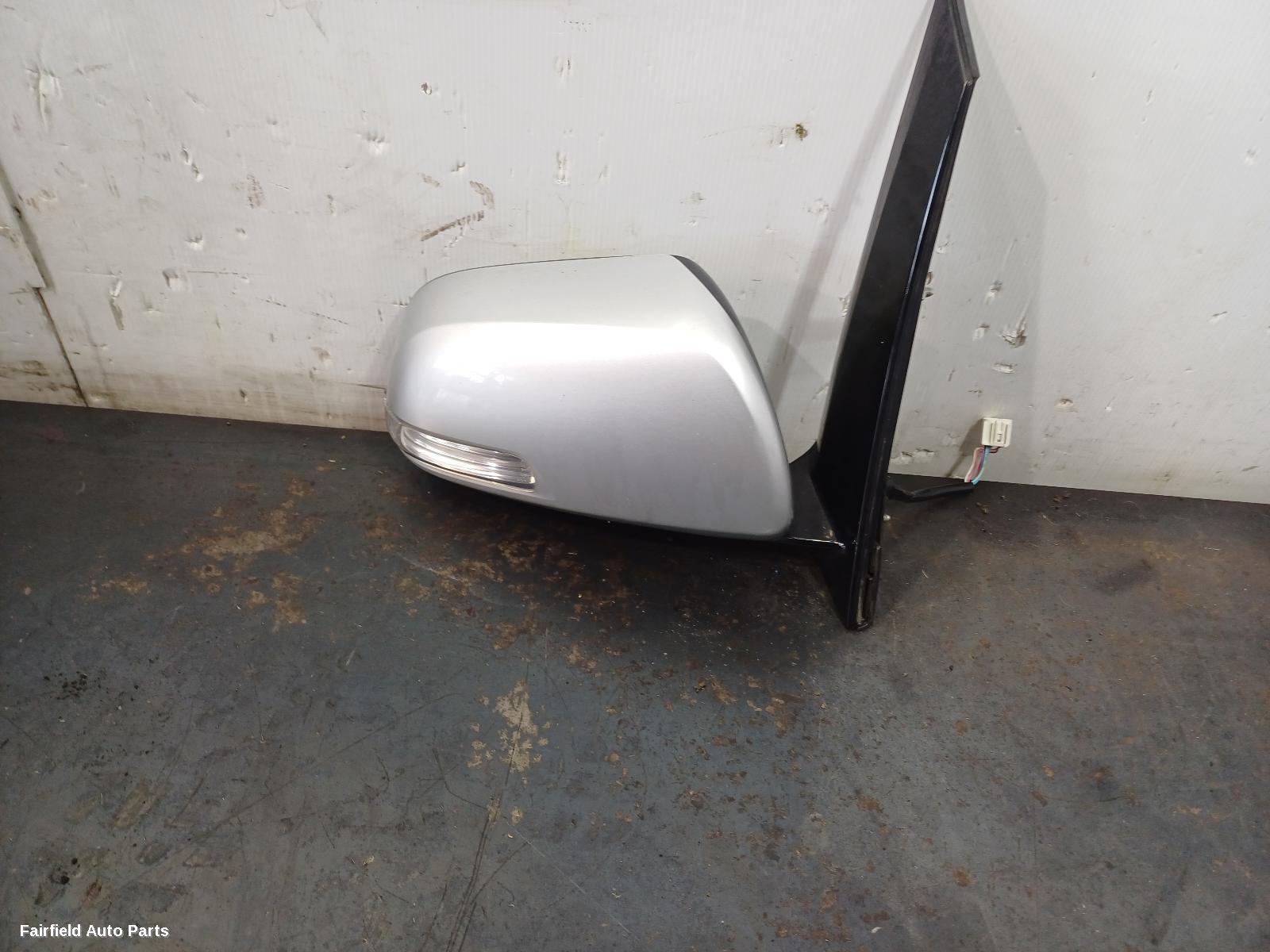 2006-2019 Toyota Estima Right Door Mirror