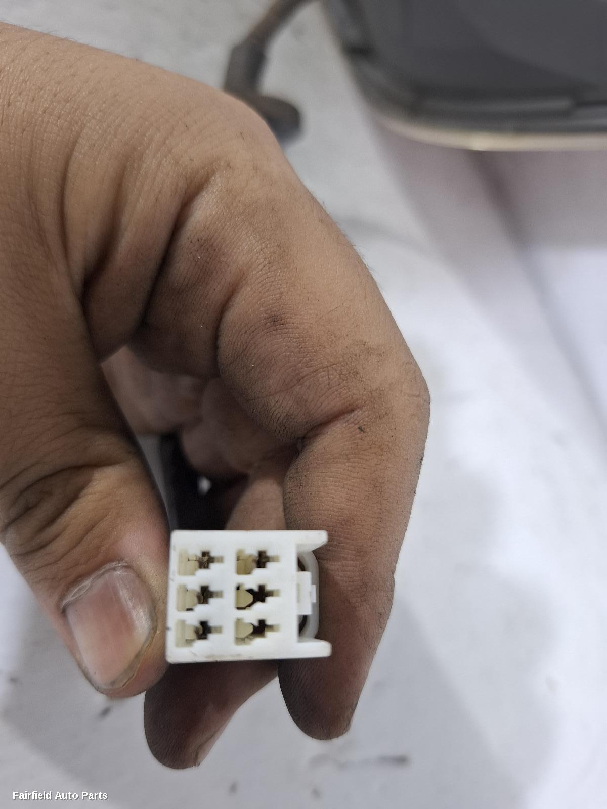 2007-2009 Mazda Cx9 Left Taillight