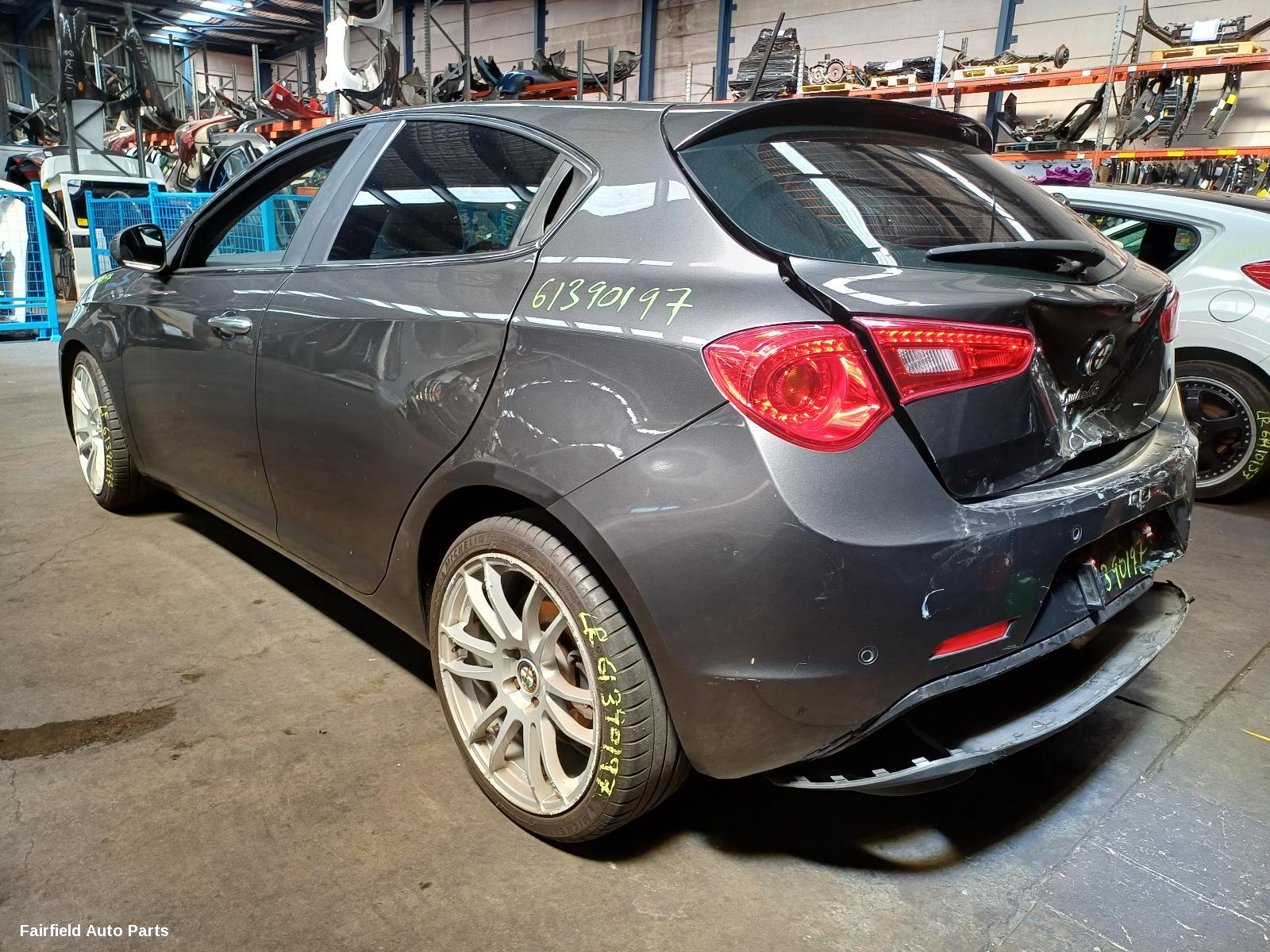 2013 Alfa Romeo Giulietta Washer Bottle