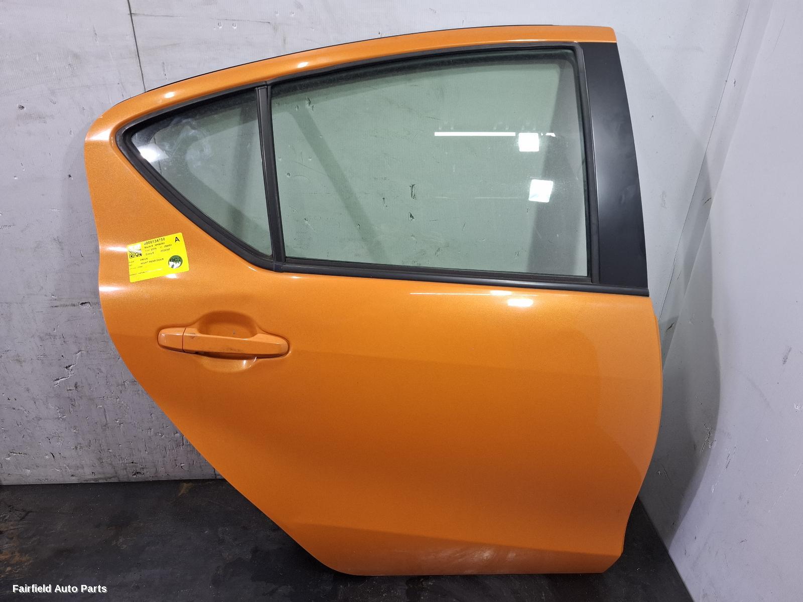 2011-2020 Toyota Prius Right Rear Door Sliding
