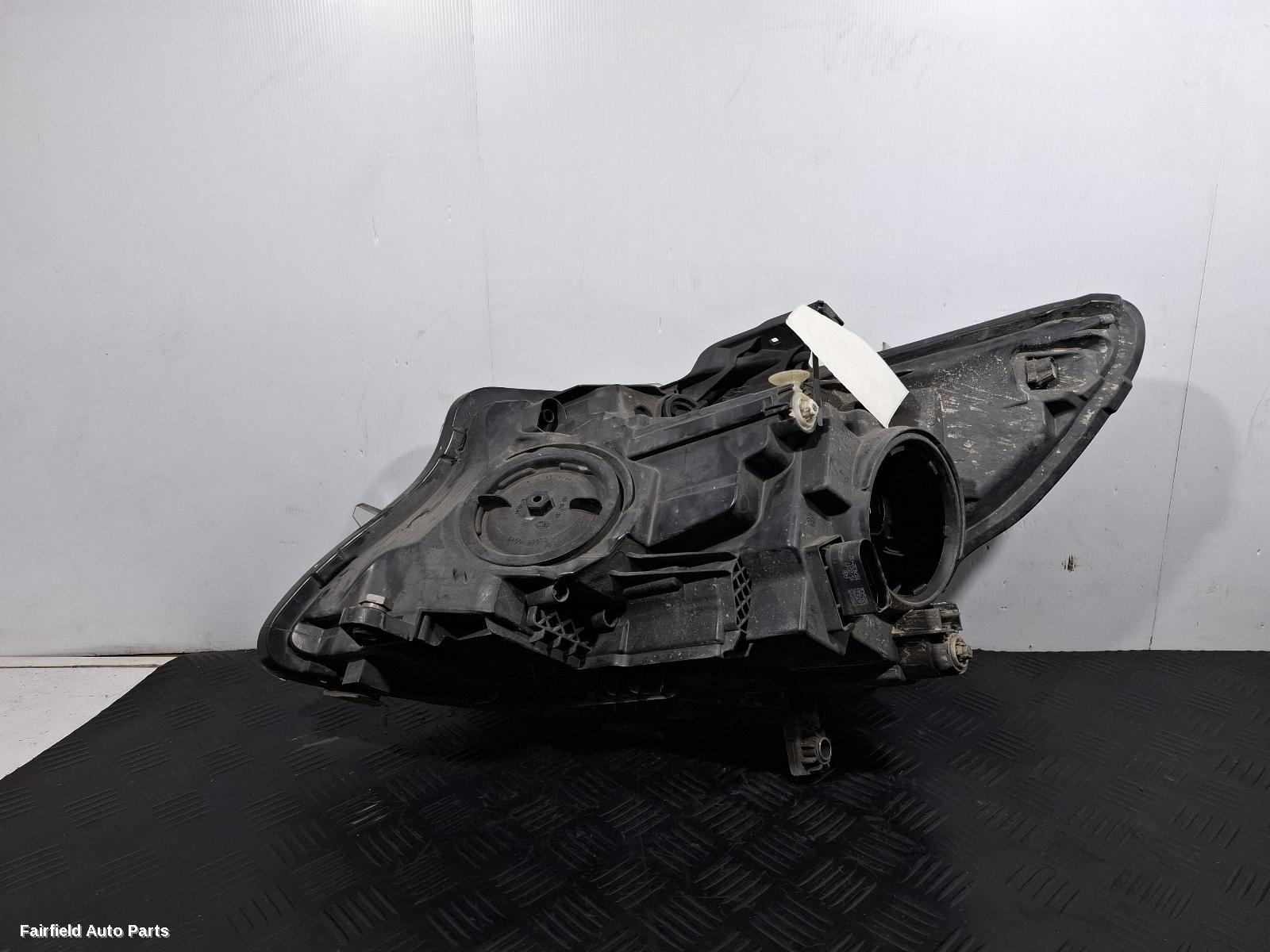 2015-2025 Mercedes Vito Right Headlamp