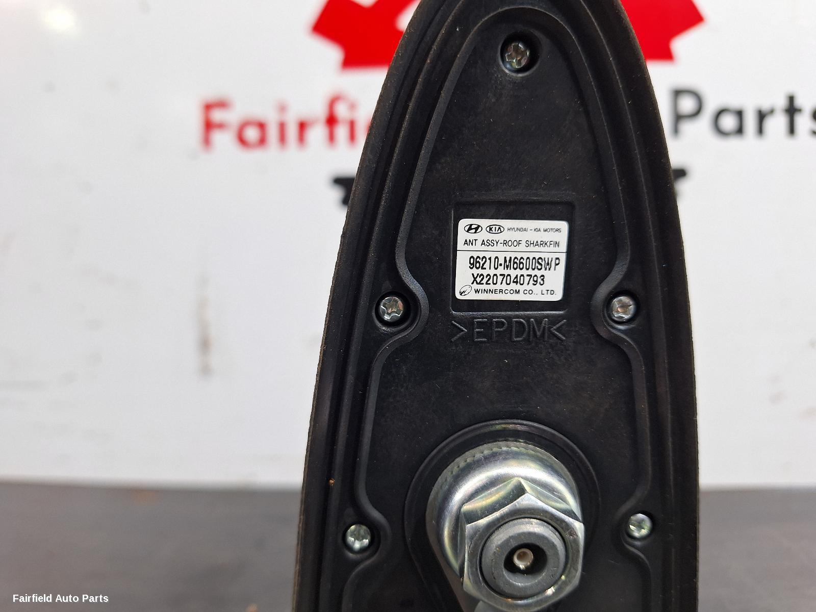 2021-2024 Kia Cerato Antenna