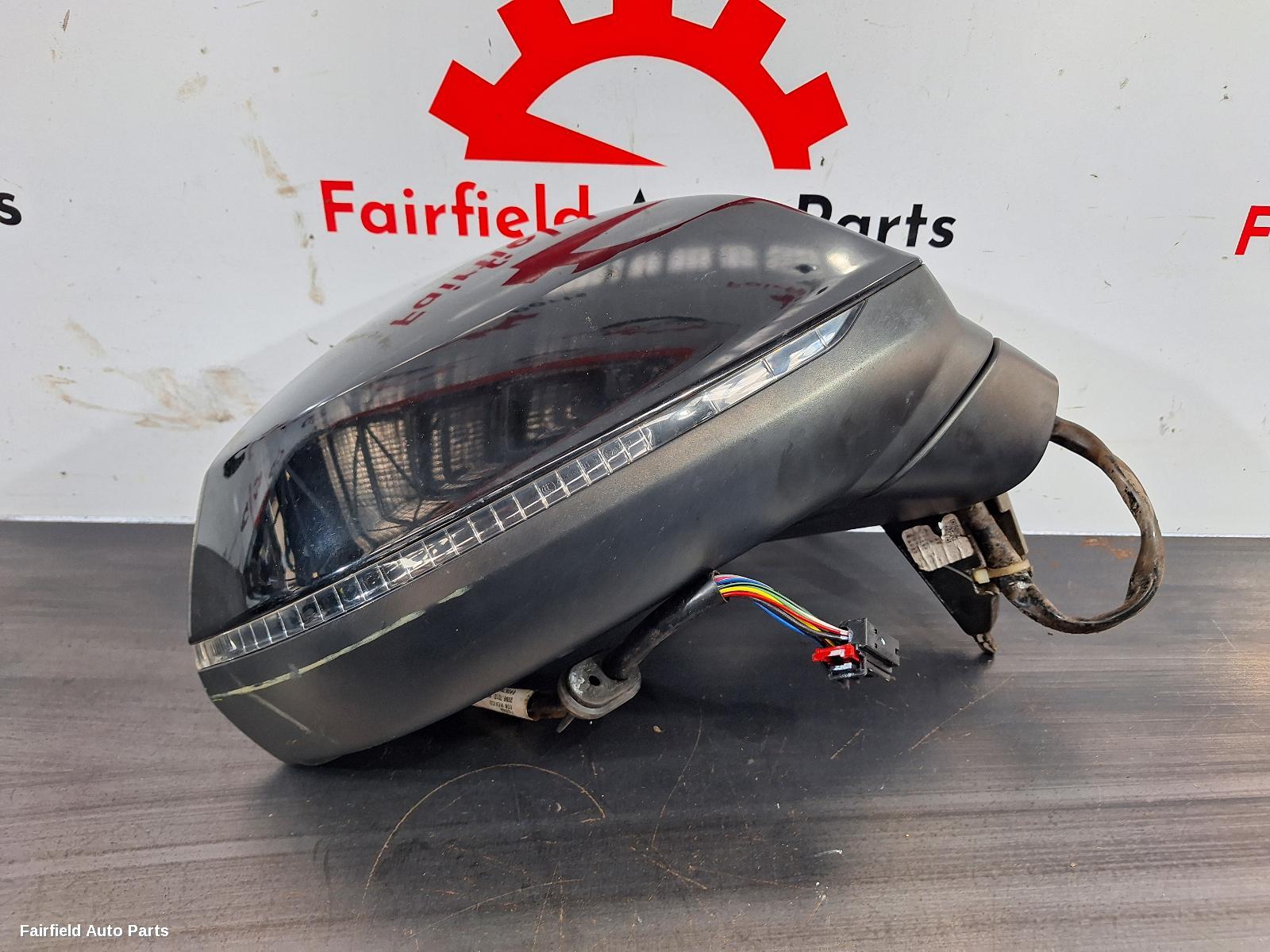 2017-2025 Audi Q5 Right Door Mirror