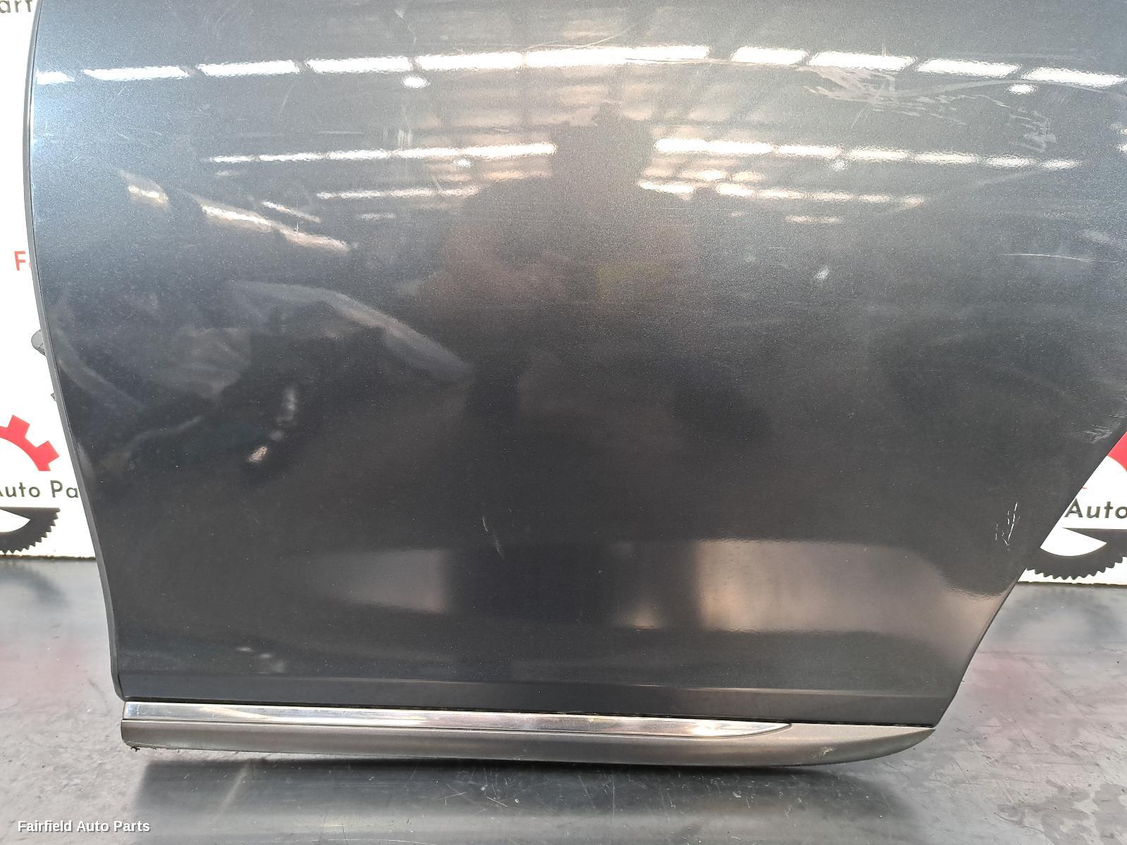 2005-2011 Lexus Gs Left Rear Door Sliding
