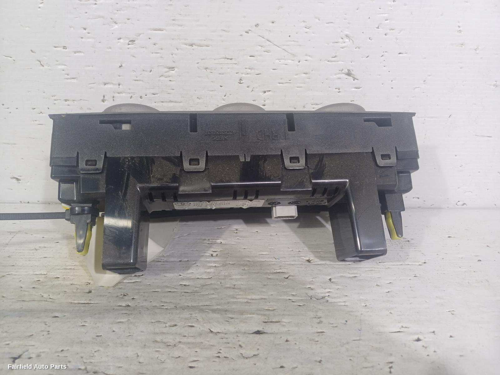 2006-2012 Toyota Aurion Heater Ac Controls