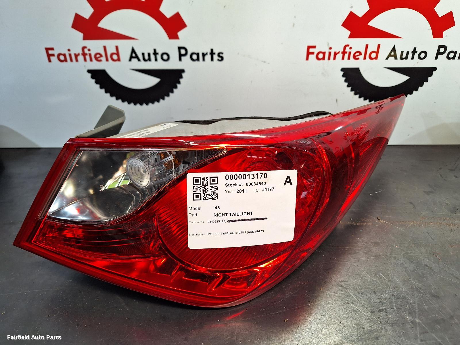 2011 Hyundai I45 Right Taillight