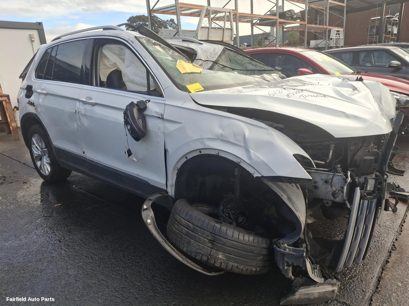 2018 Volkswagen Tiguan Rear Bumper