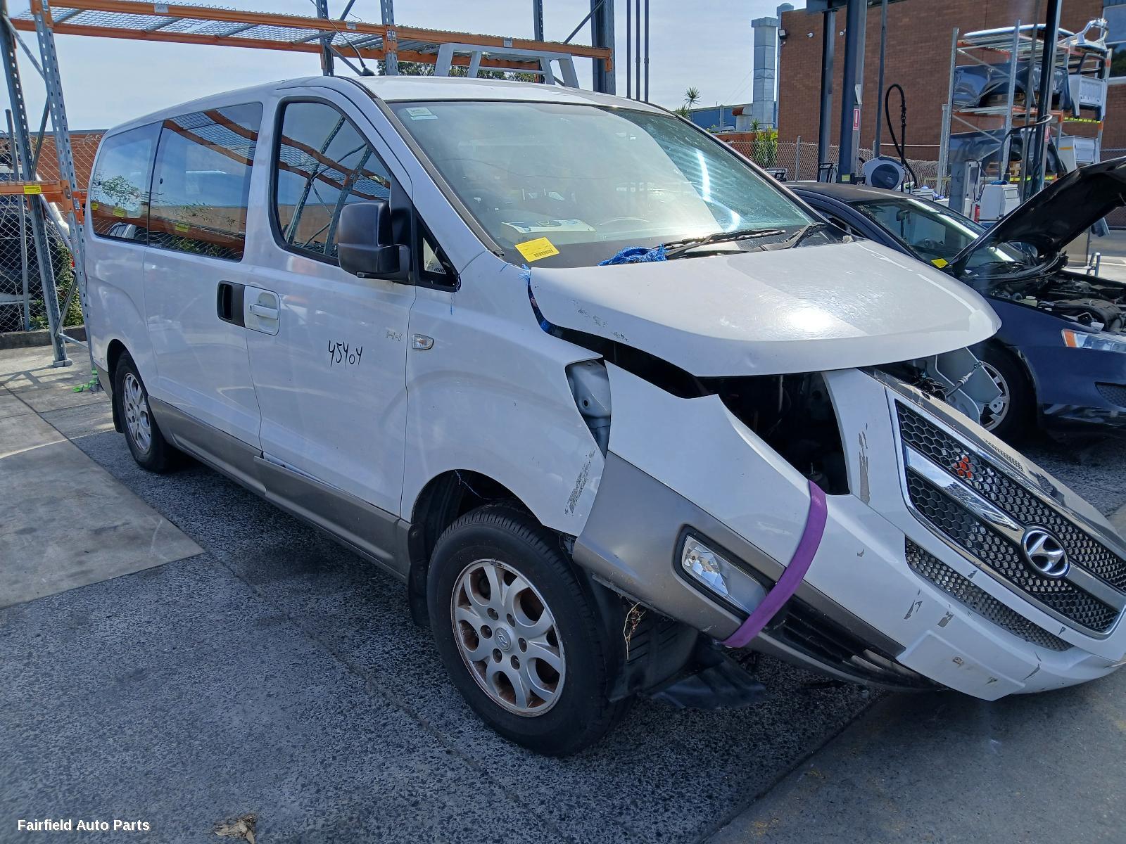 2015 Hyundai Iload/imax Caliper