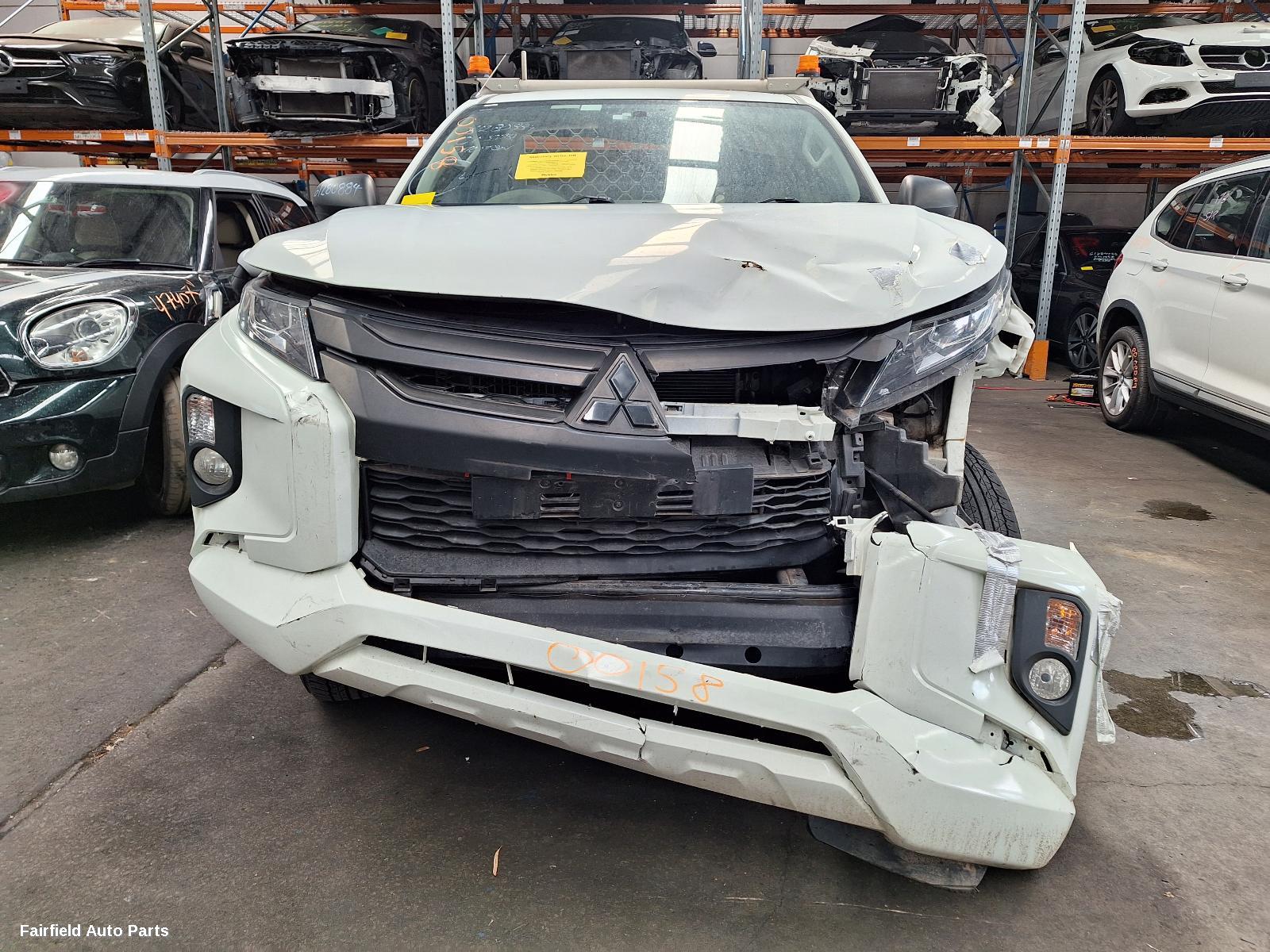 2020 Mitsubishi Triton Right Front Hub Assembly