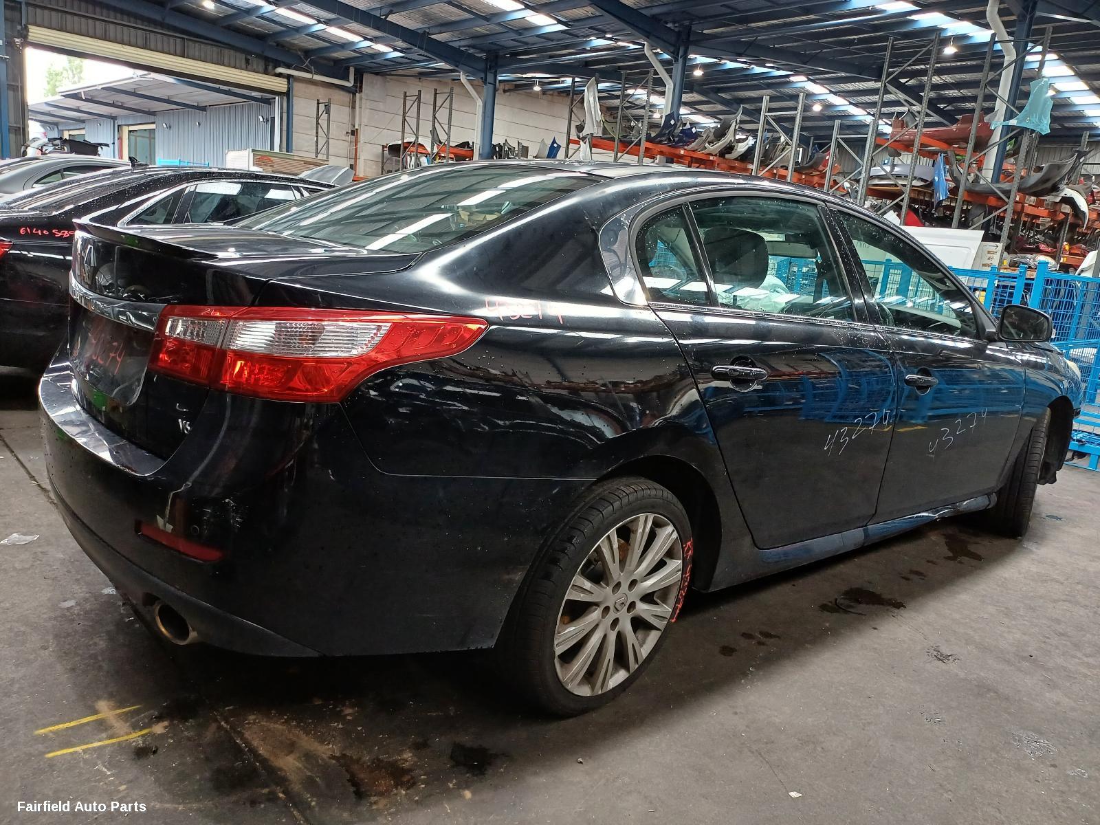 2011 Renault Latitude Left Door Mirror