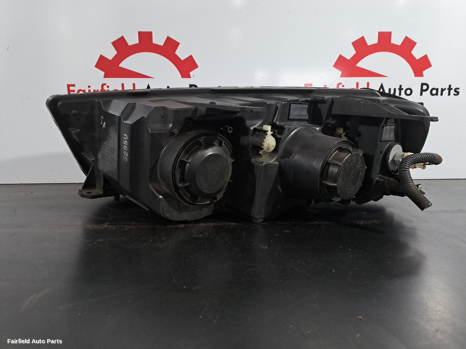 2014 Holden Captiva Right Headlamp