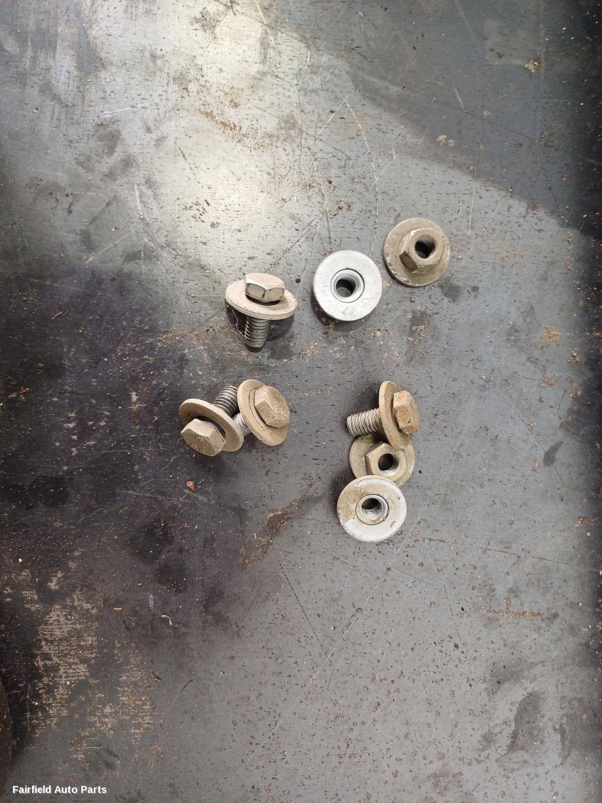 2012-2020 Holden Colorado Side Step Skirt