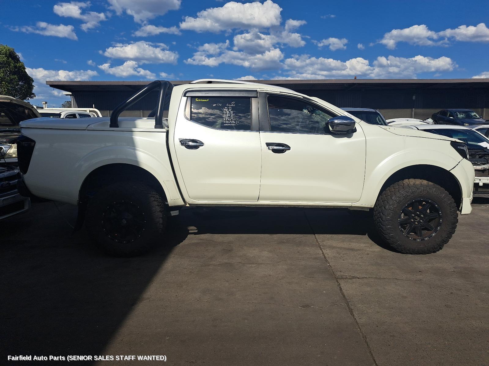 2015-2020 Nissan Navara Grille