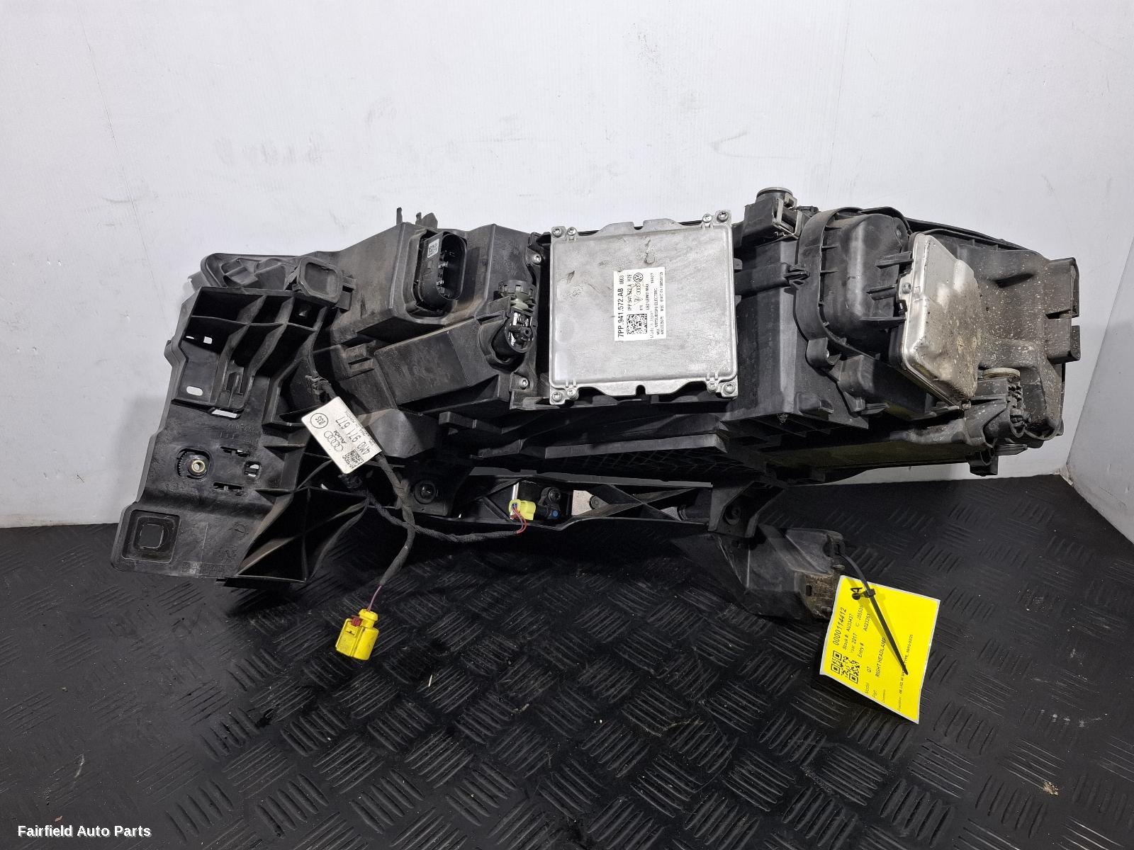 2015-2020 Audi Q7 Right Headlamp