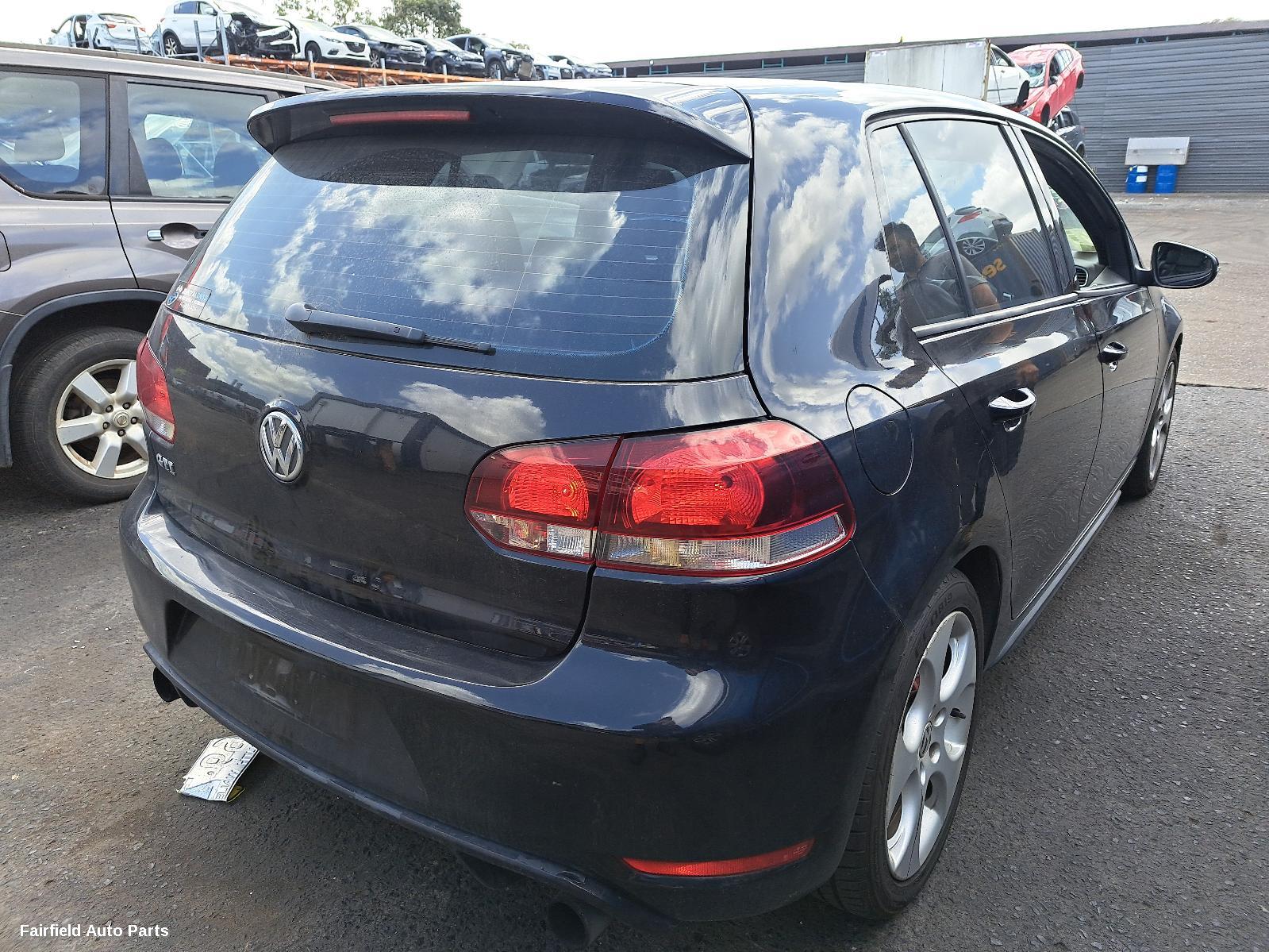 2013 Volkswagen Golf Right Headlamp