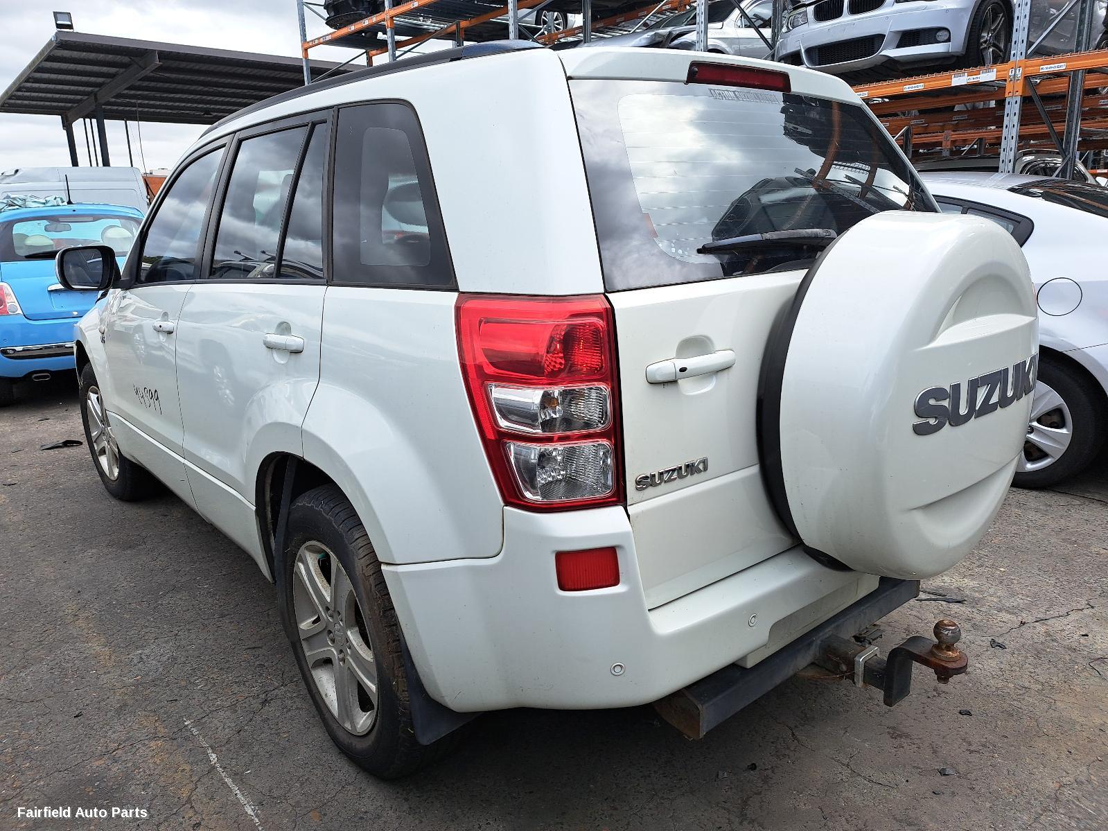 2007 Suzuki Vitara Sunvisor