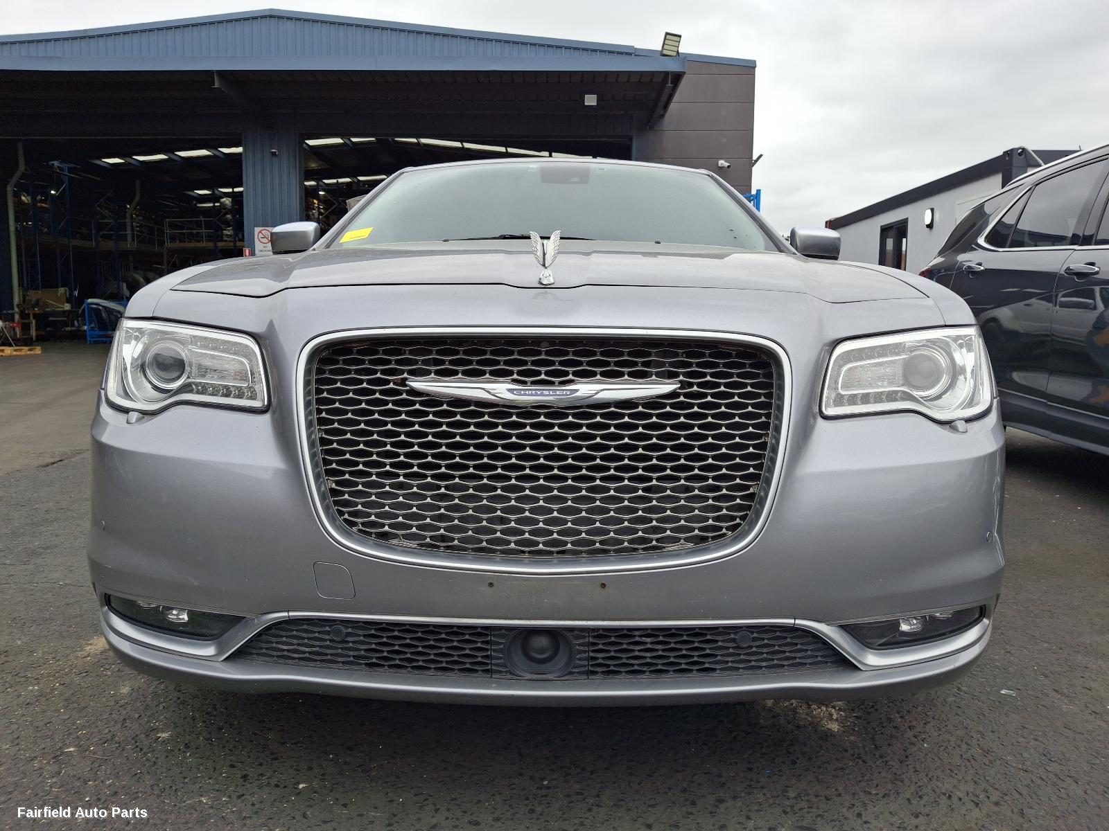 2016 Chrysler 300c Bonnet