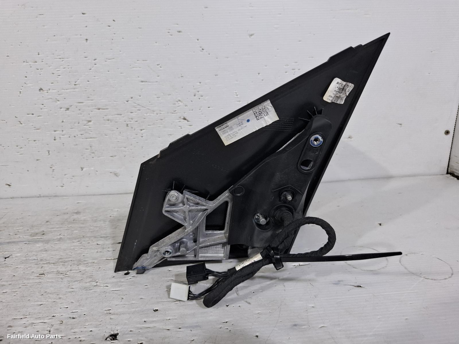 2014-2019 Mercedes B Class Right Door Mirror