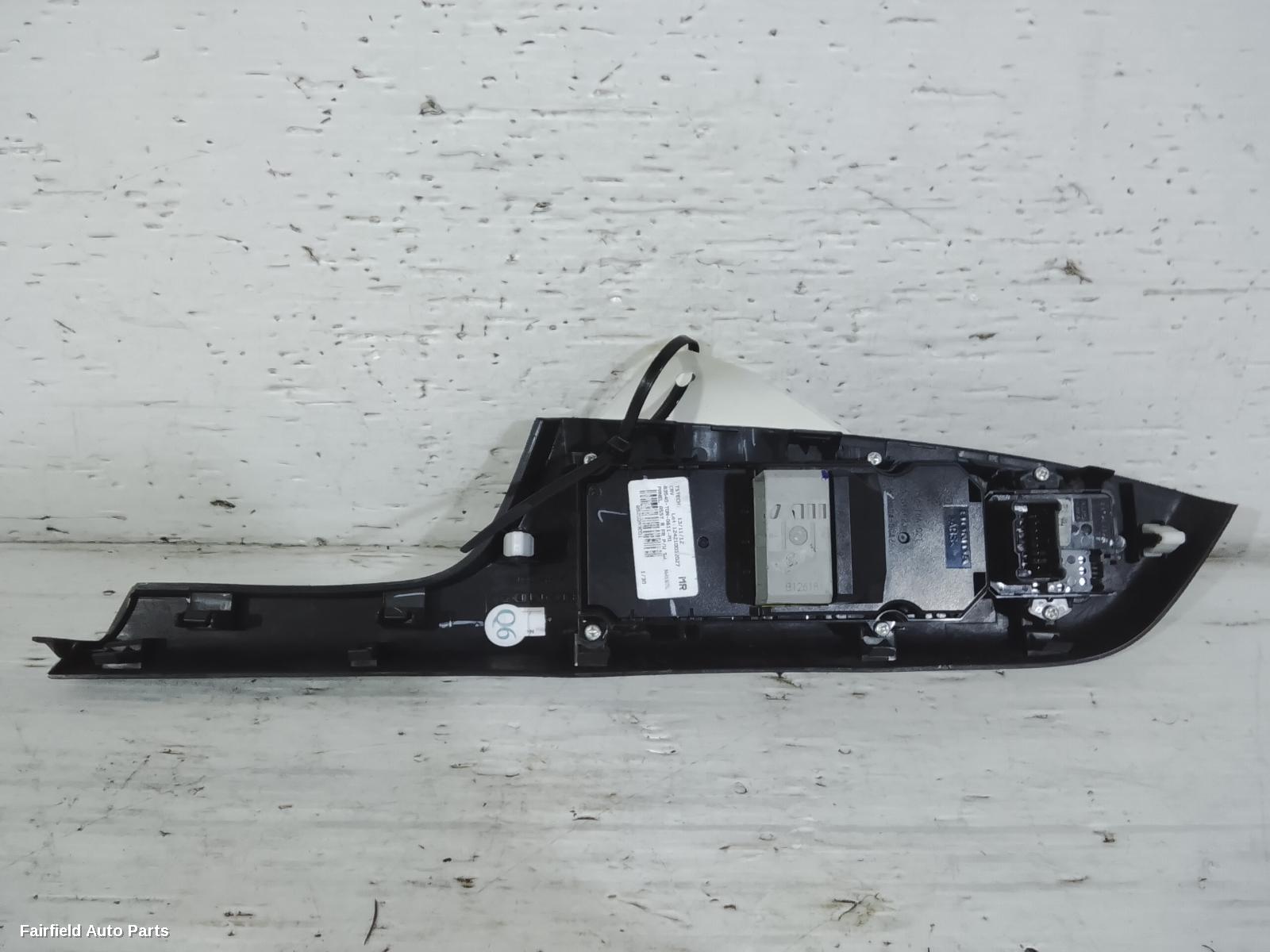 2012-2017 Honda Crv Pwr Dr Wind Switch