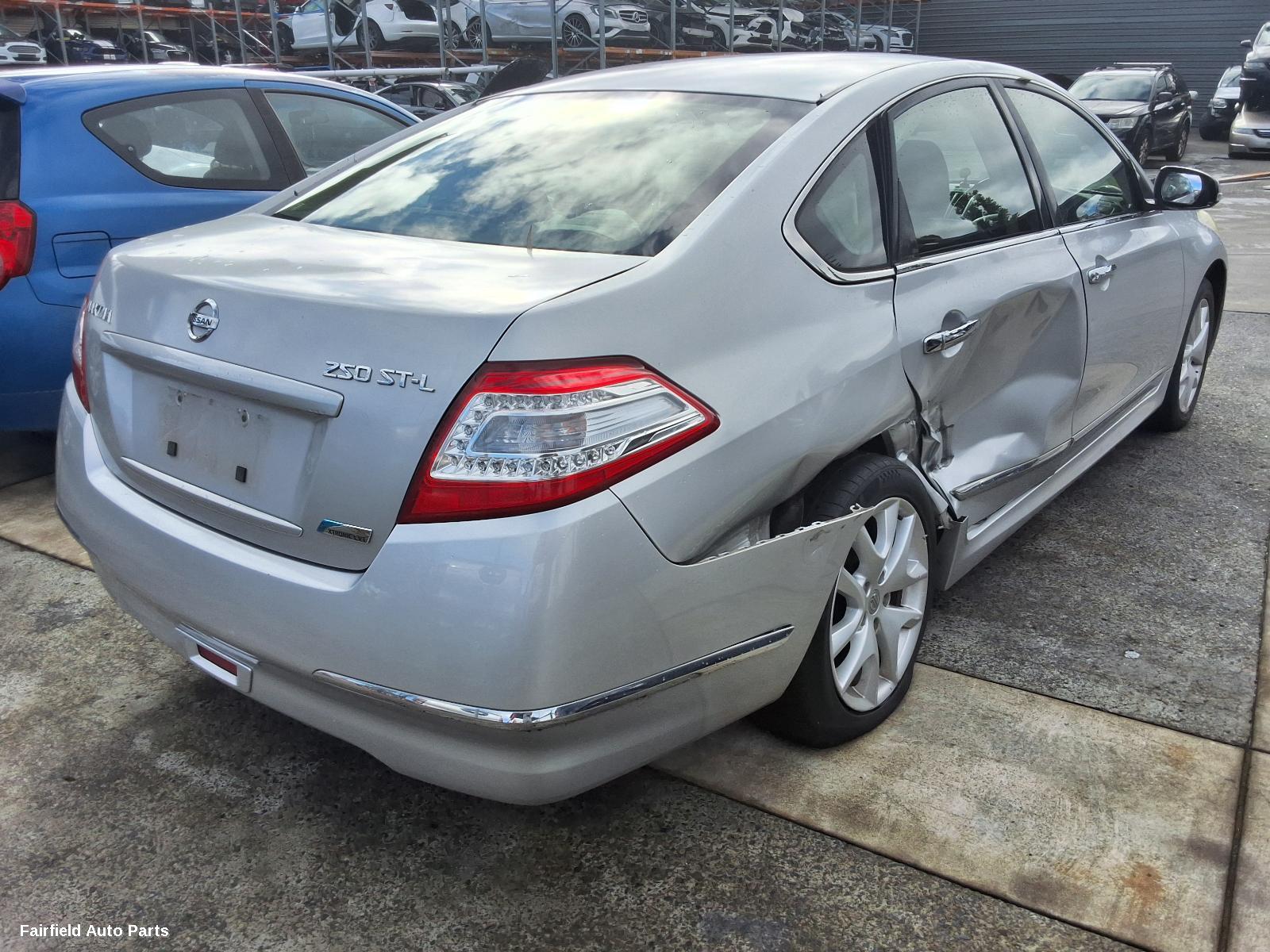 2013 Nissan Maxima Left Front Door