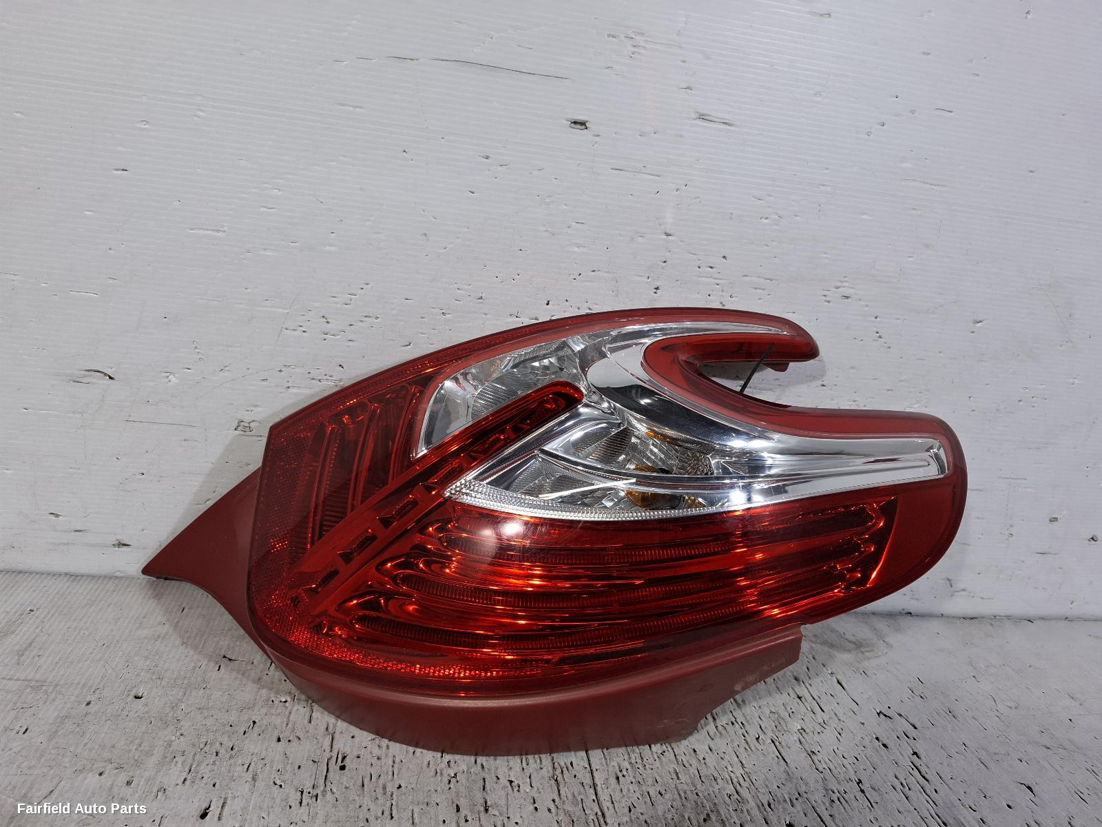 2012-2015 Peugeot 208 Left Taillight