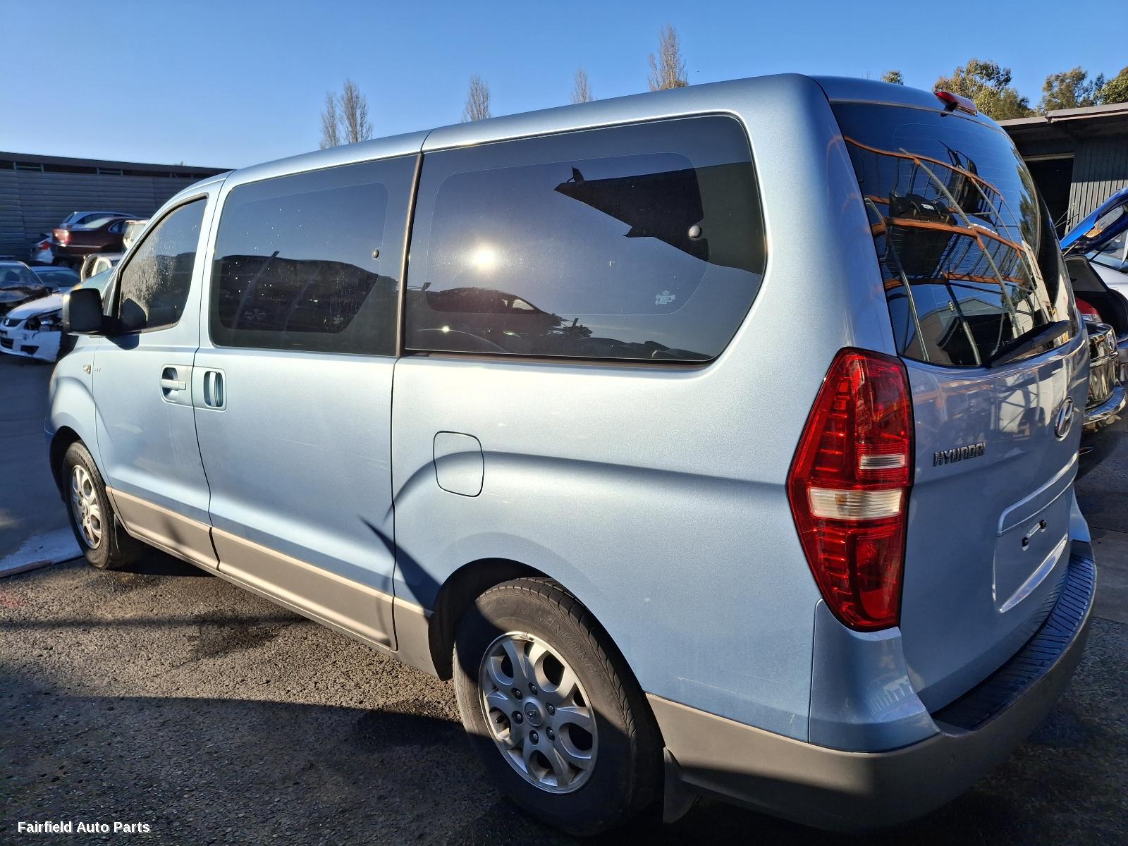 2011 Hyundai Iload/imax Sunvisor