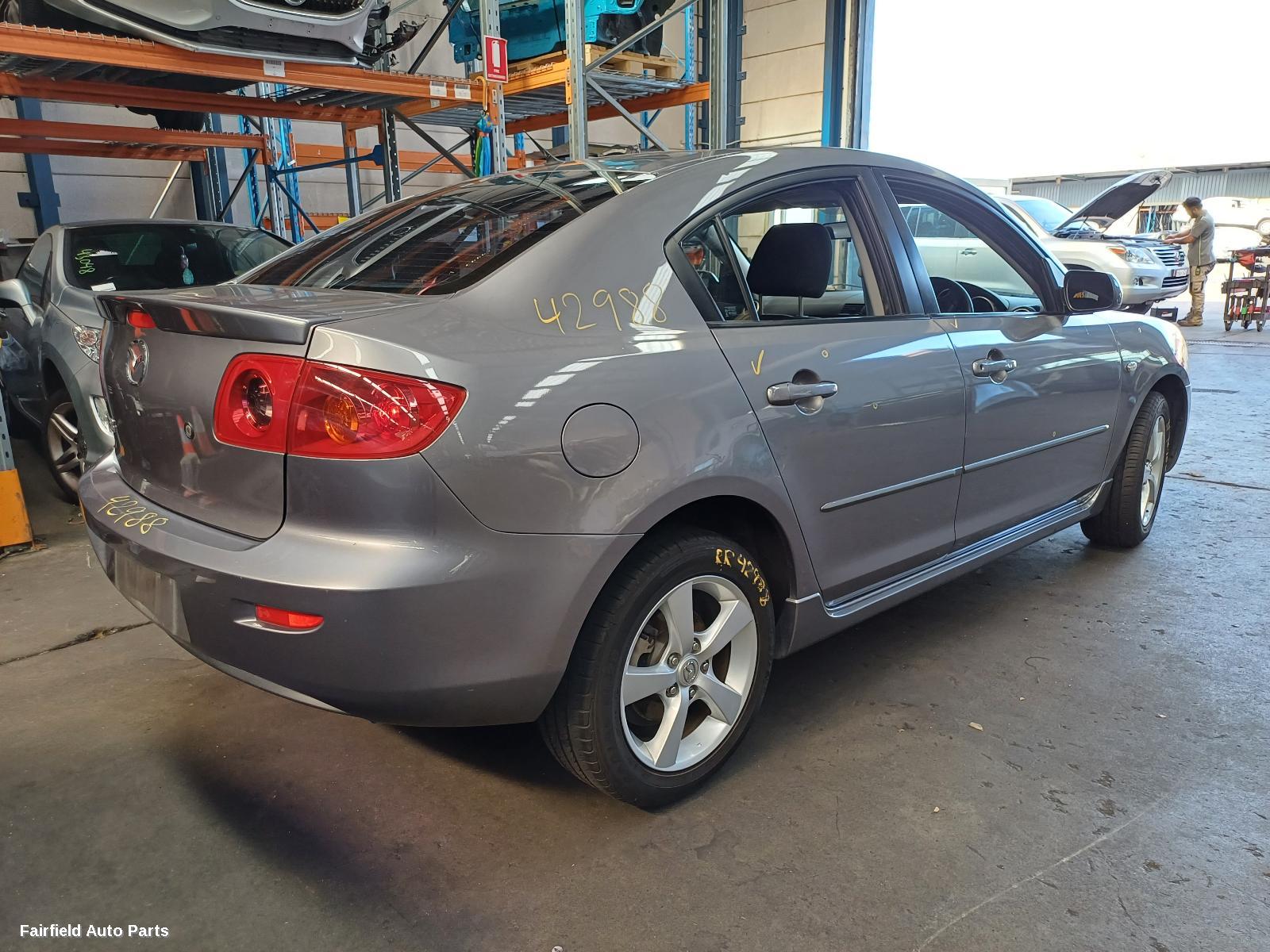 2006 Mazda 3 Right Taillight