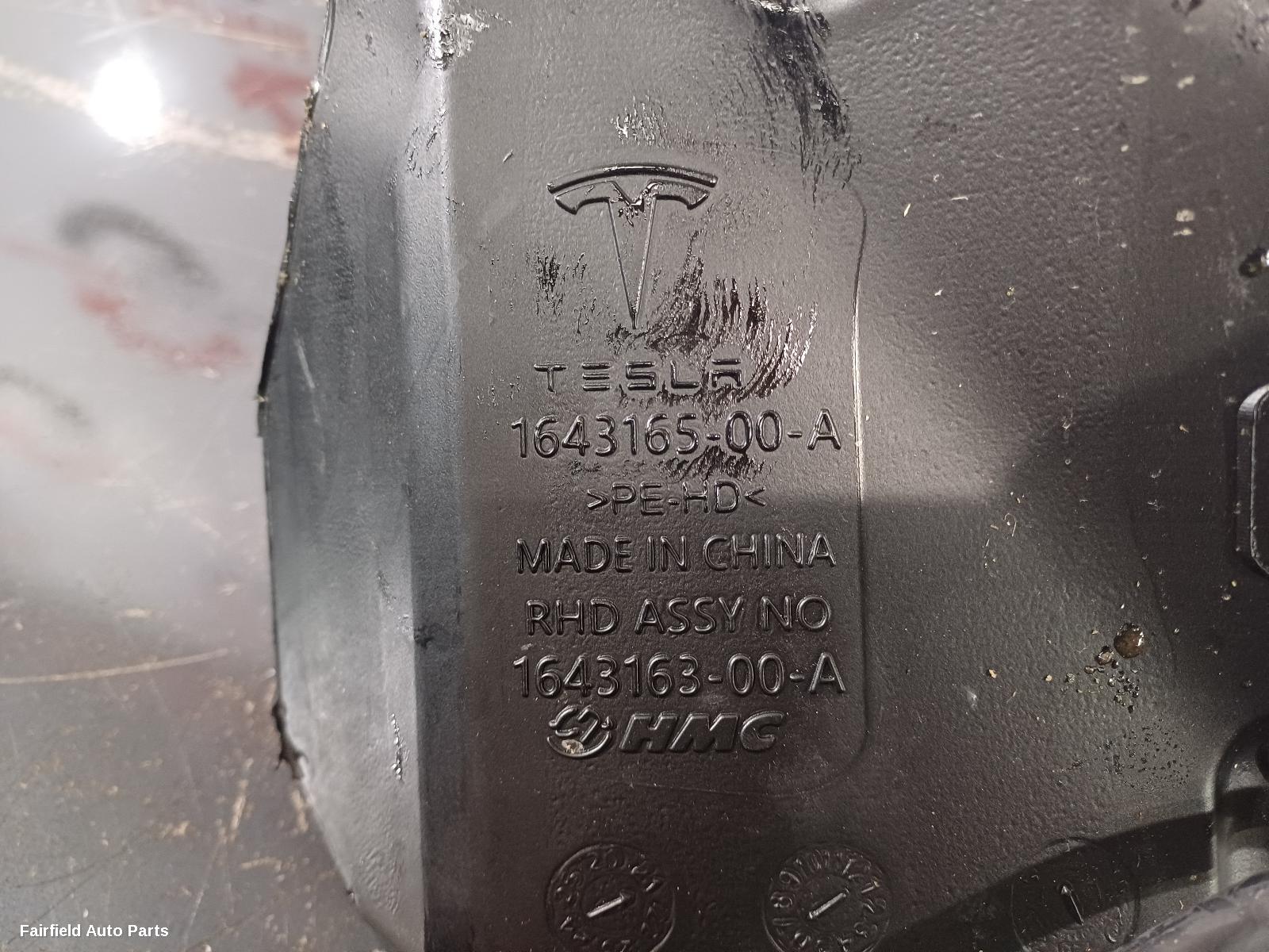 2019-2026 Tesla Model 3 Washer Bottle