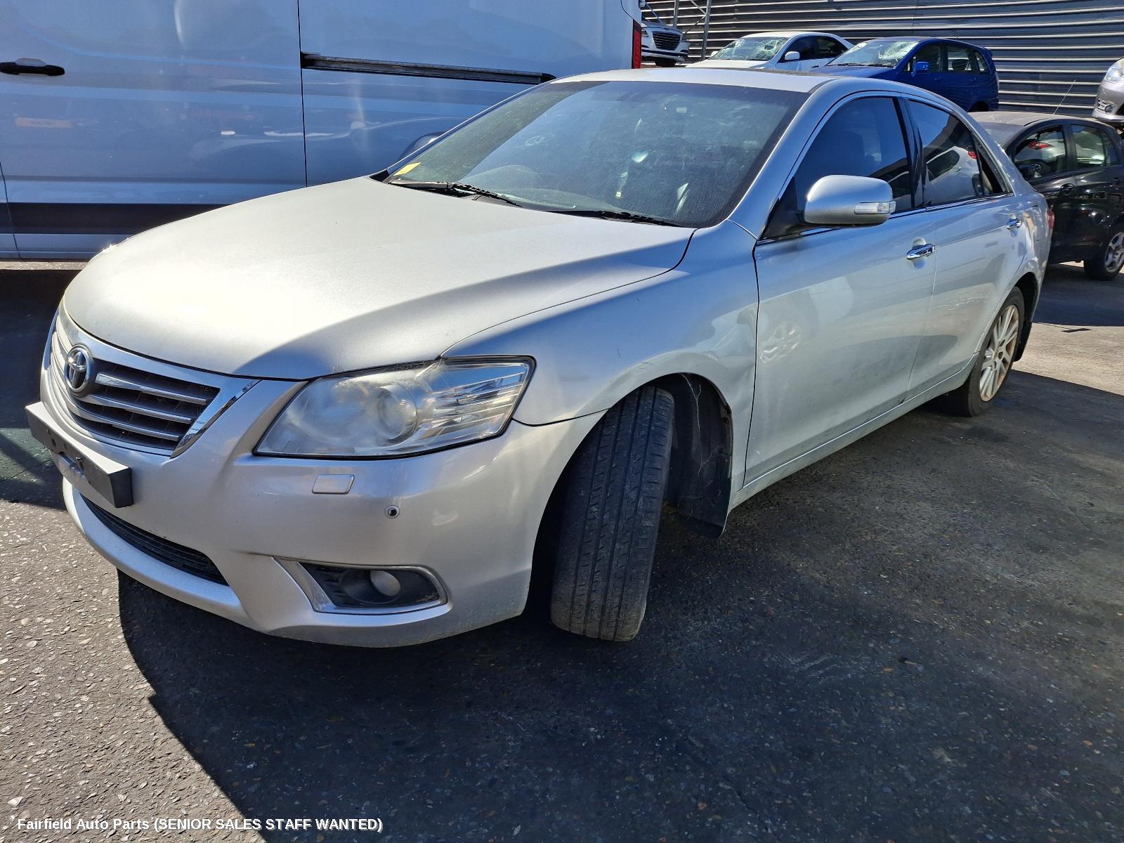 2010 Toyota Aurion Left Headlamp