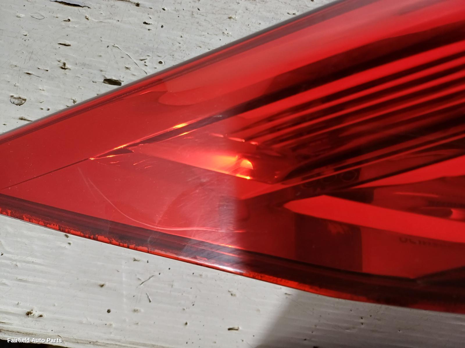 2009-2019 Toyota Estima Left Taillight