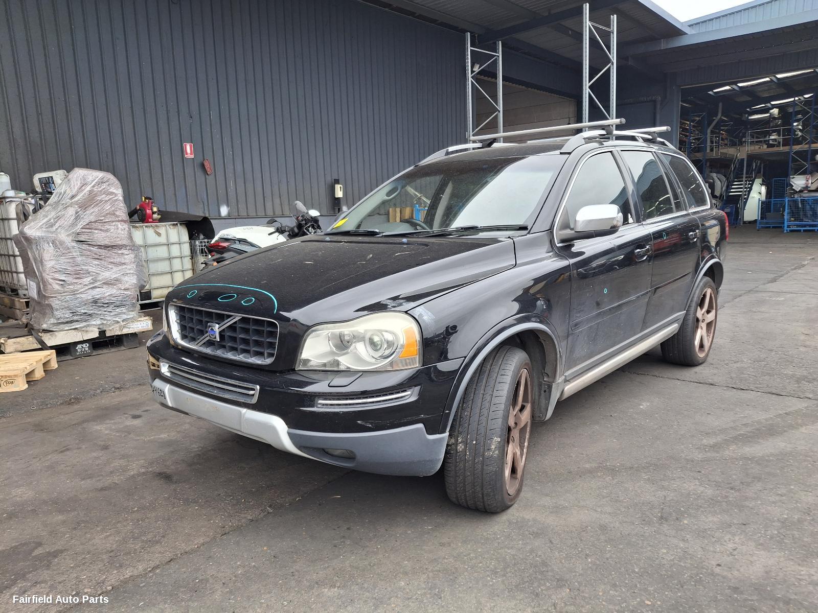 2011 Volvo Xc90 Left Guard