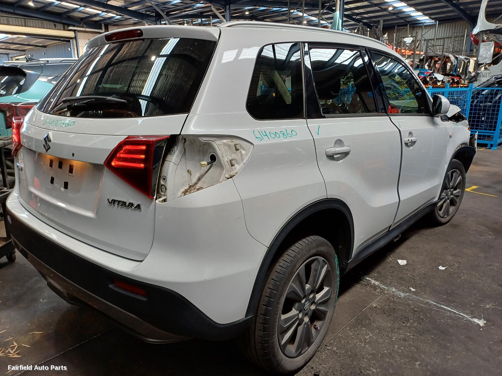2019 Suzuki Vitara Courtesy Light