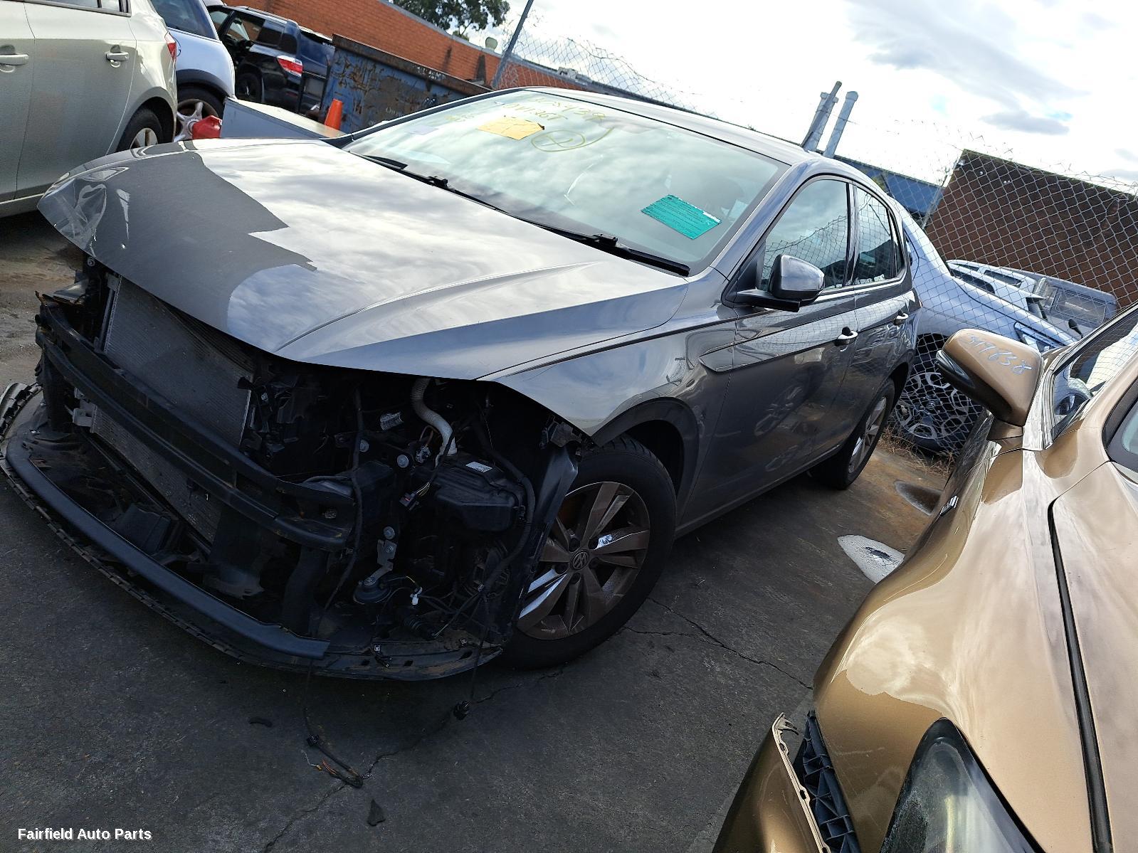 2018 Volkswagen Polo Right Taillight