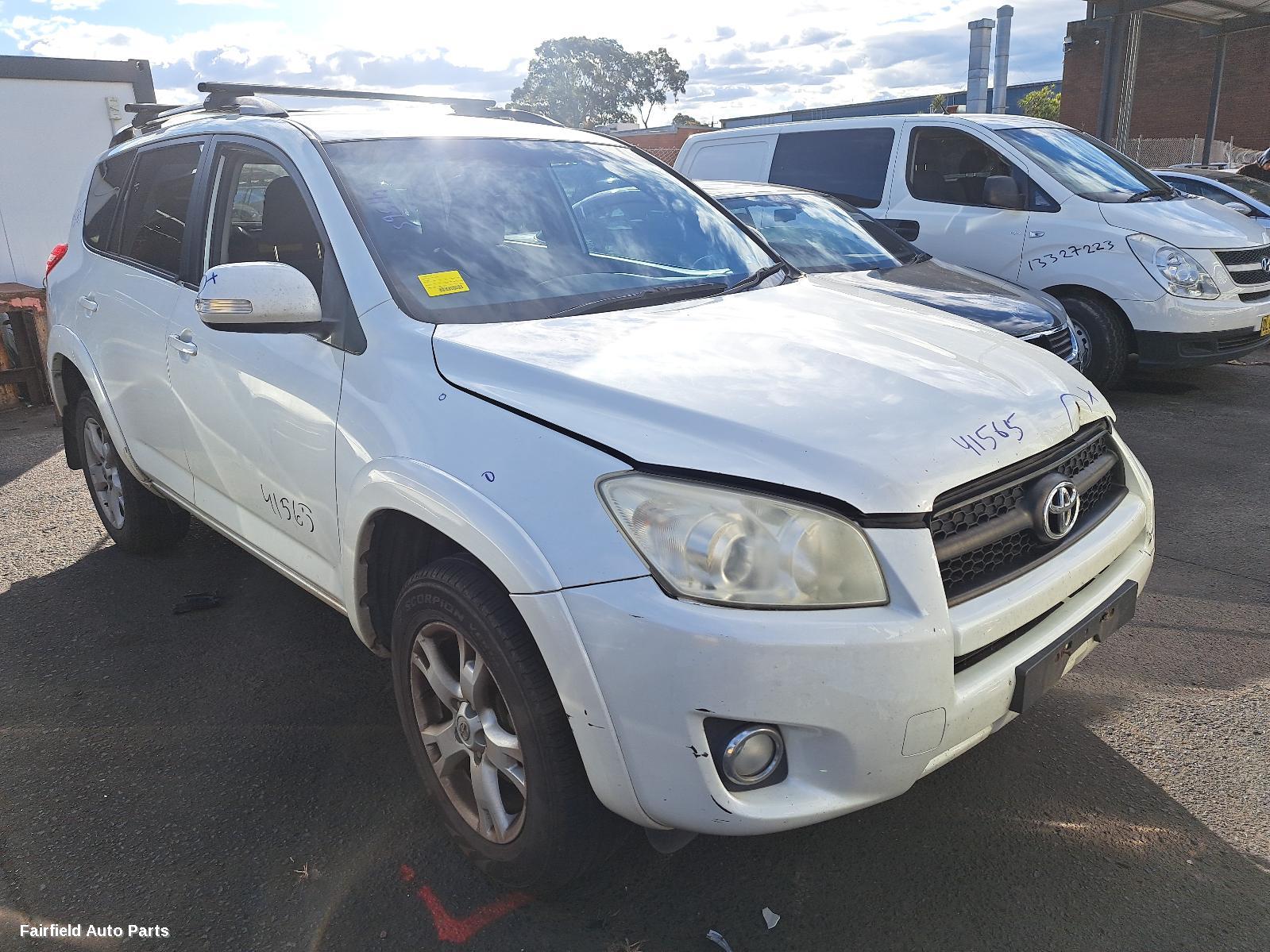 2011 Toyota Rav4 Left Front Door