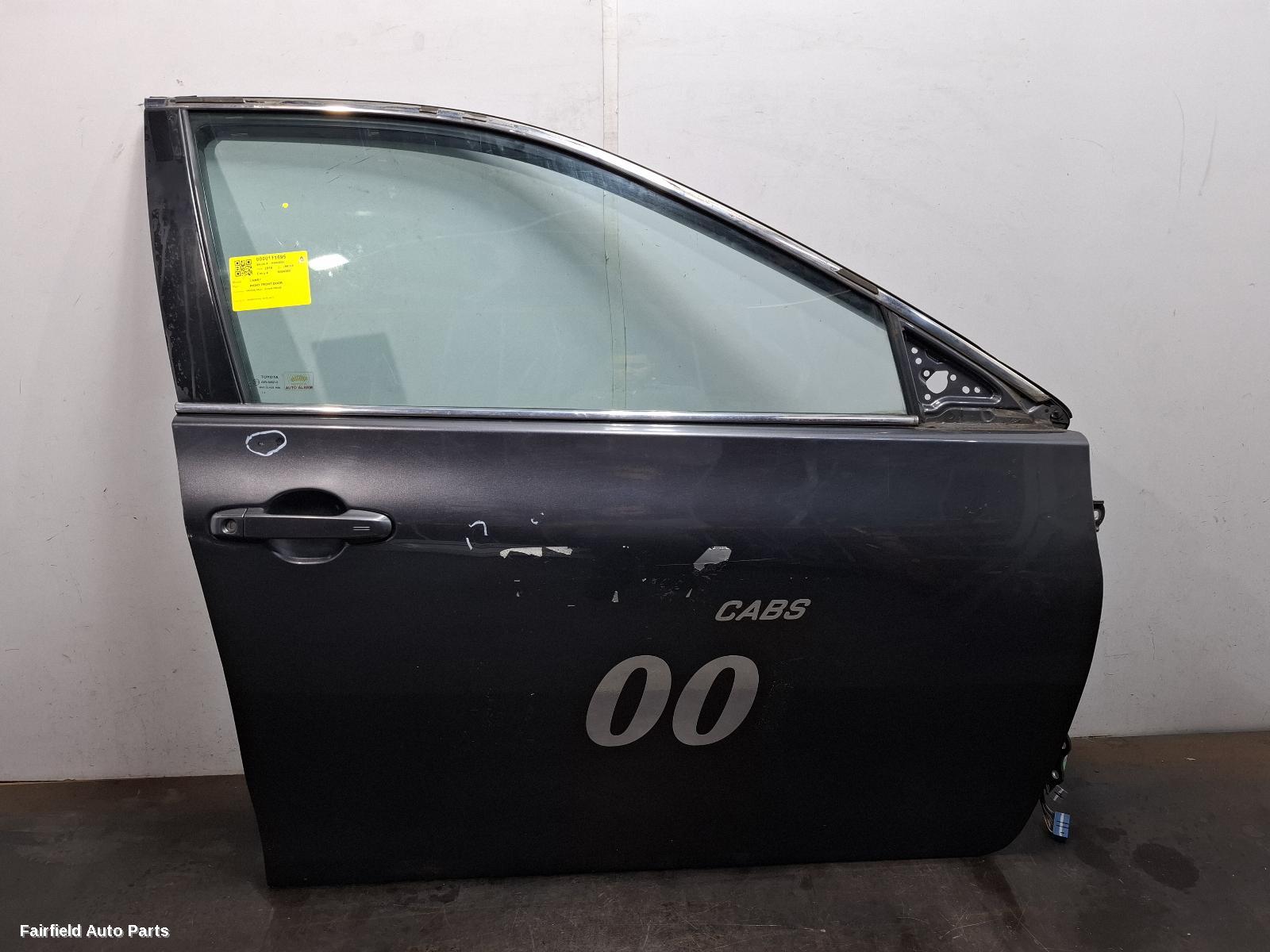2015-2017 Toyota Camry Right Front Door