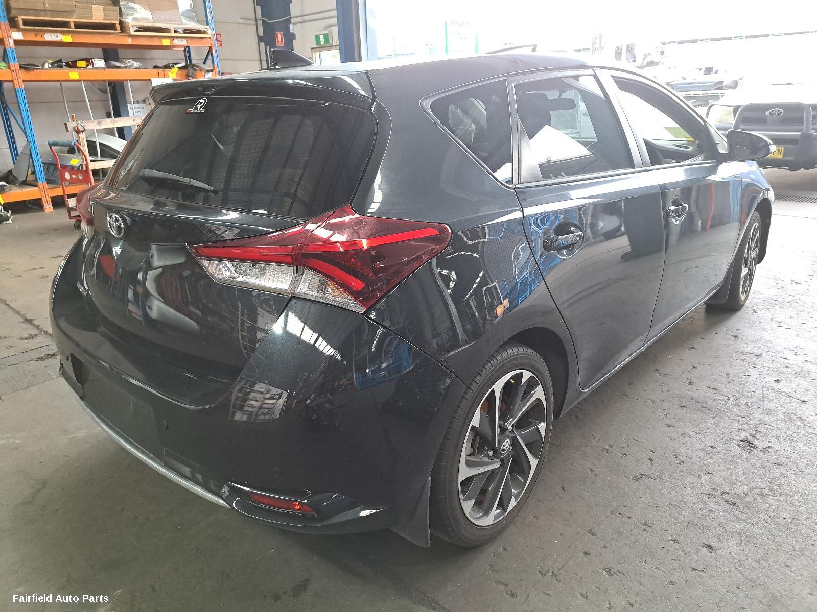 2015 Toyota Corolla Left Taillight